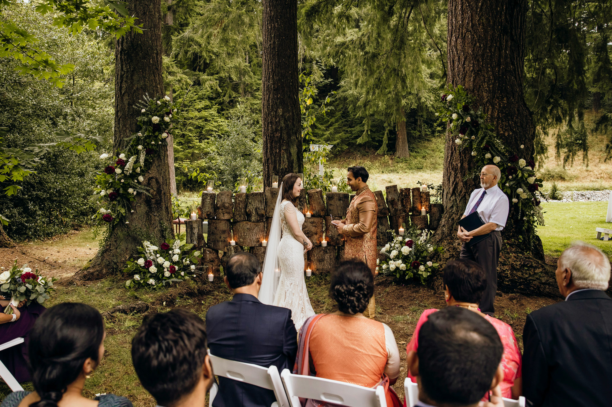 Evergreen Meadows Snoqualmie WA wedding by Snoqualmie wedding photographer James Thomas Long Photography