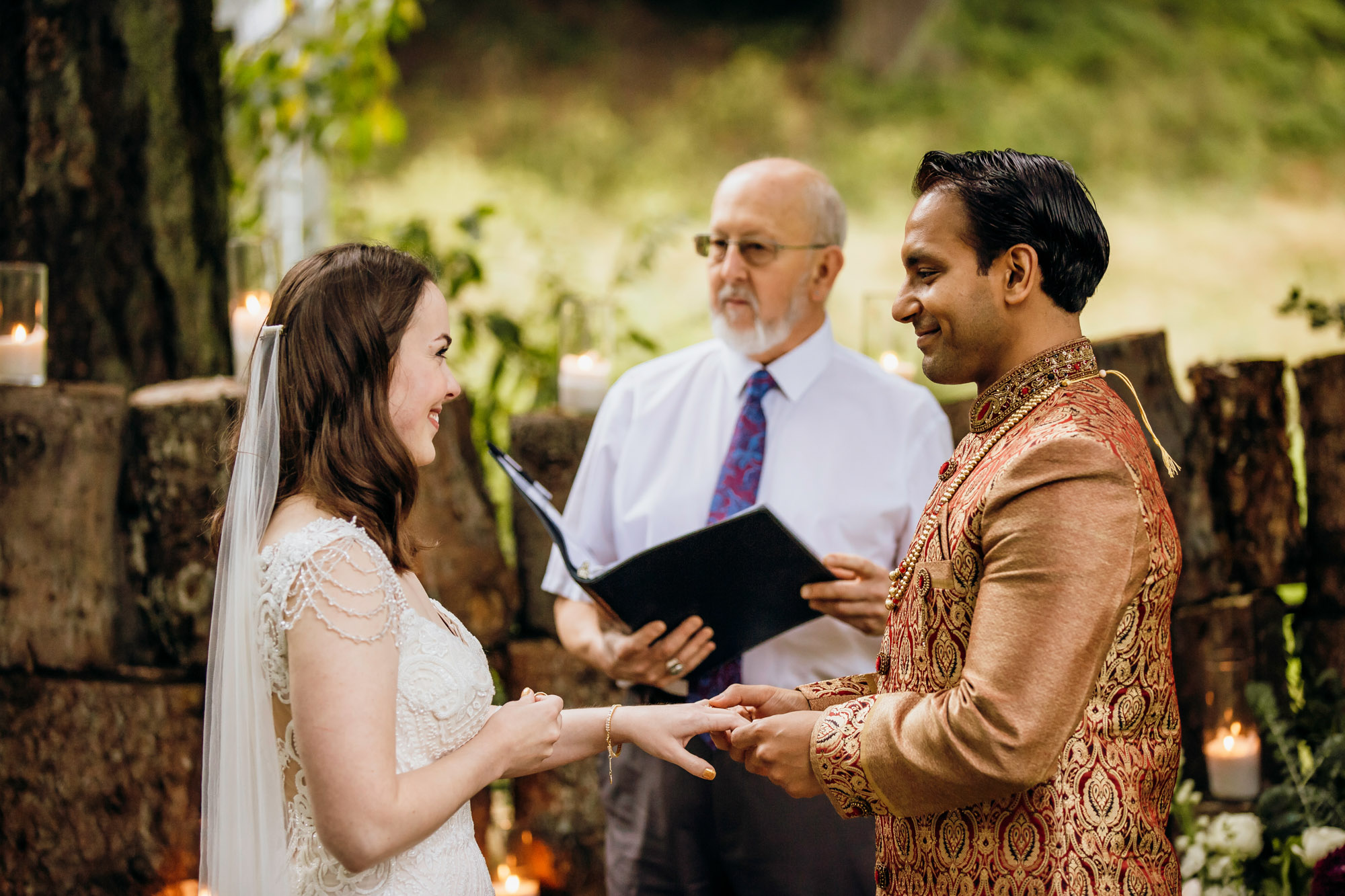 Evergreen Meadows Snoqualmie WA wedding by Snoqualmie wedding photographer James Thomas Long Photography