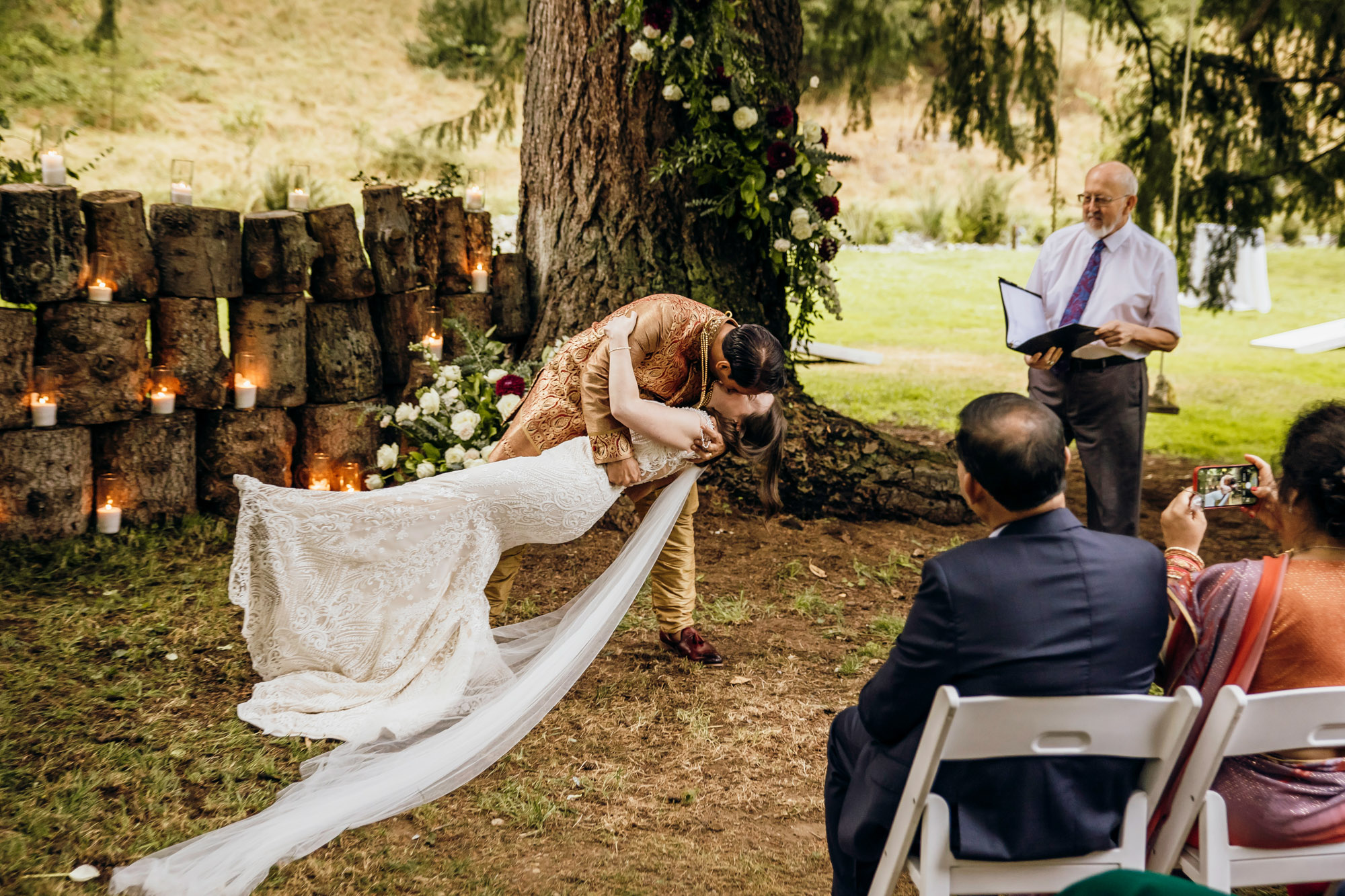 Evergreen Meadows Snoqualmie WA wedding by Snoqualmie wedding photographer James Thomas Long Photography