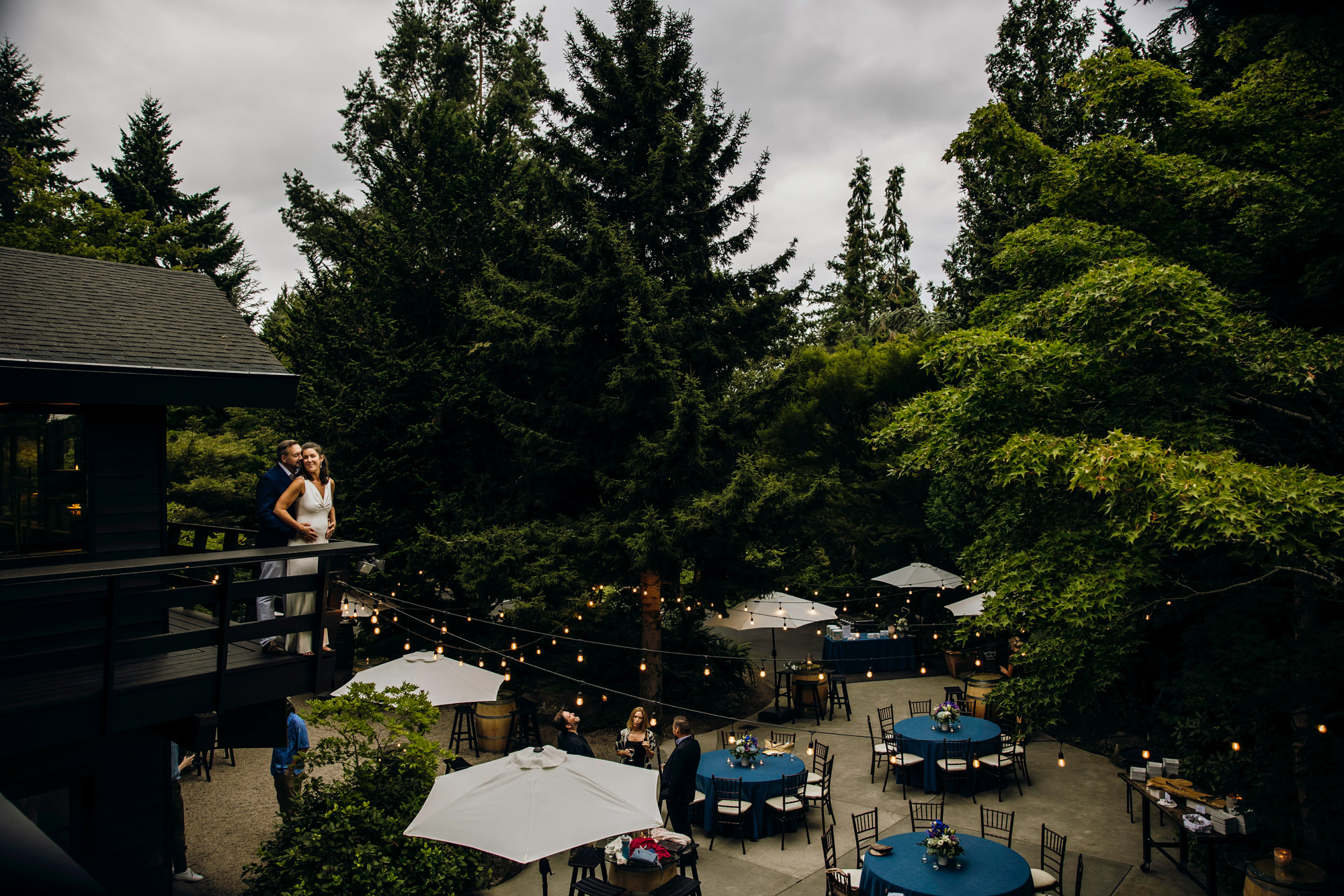 JM Cellars Woodinville wedding by Snoqualmie wedding photographer James Thomas Long Photography