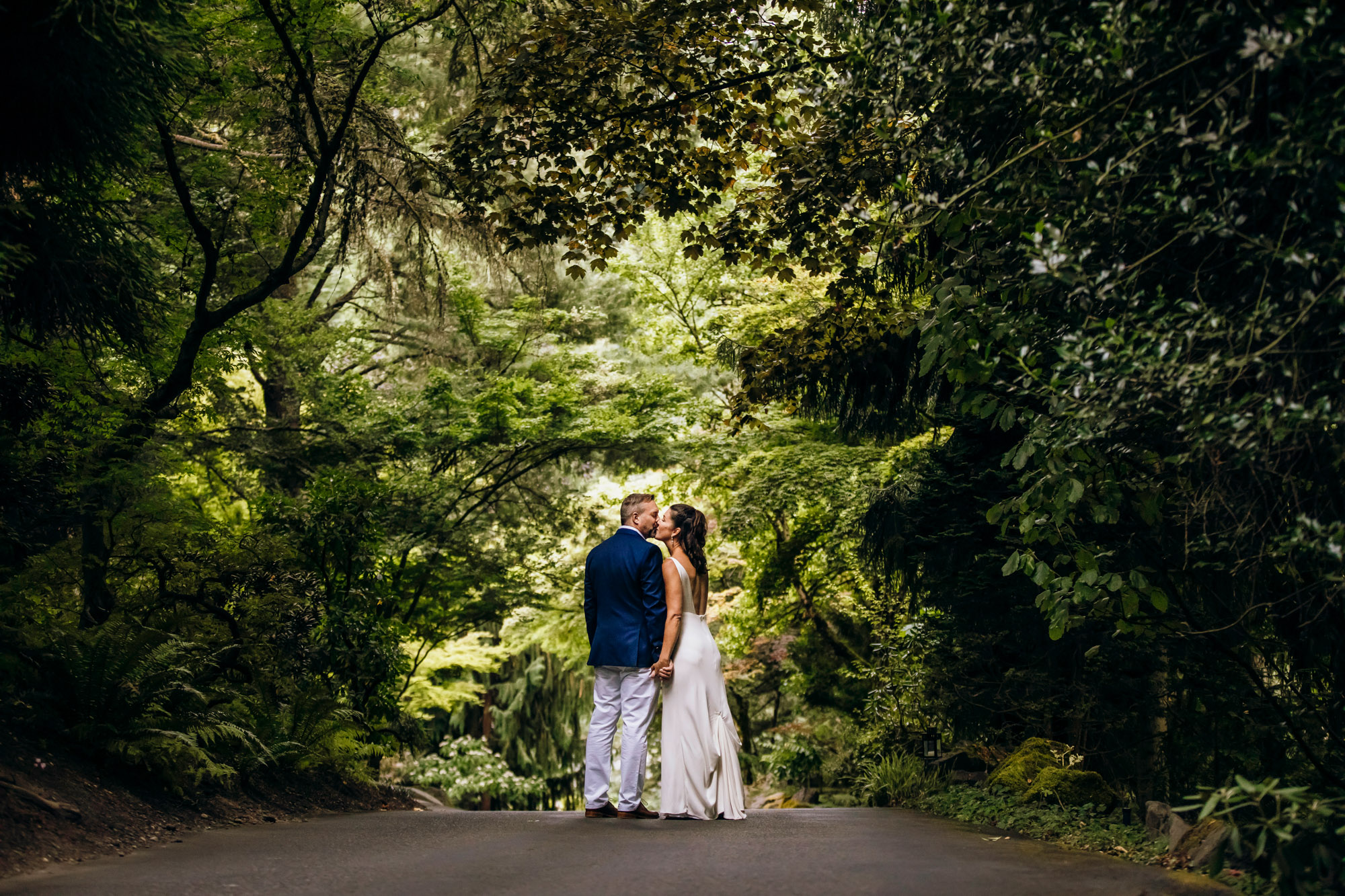 JM Cellars Woodinville wedding by Snoqualmie wedding photographer James Thomas Long Photography