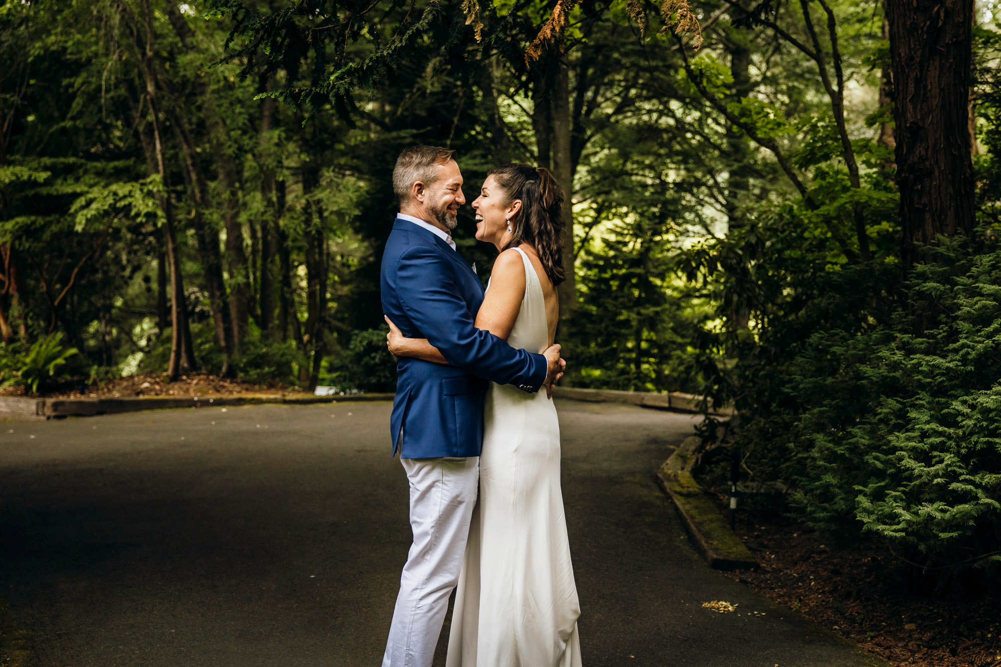 JM Cellars Woodinville wedding by Snoqualmie wedding photographer James Thomas Long Photography