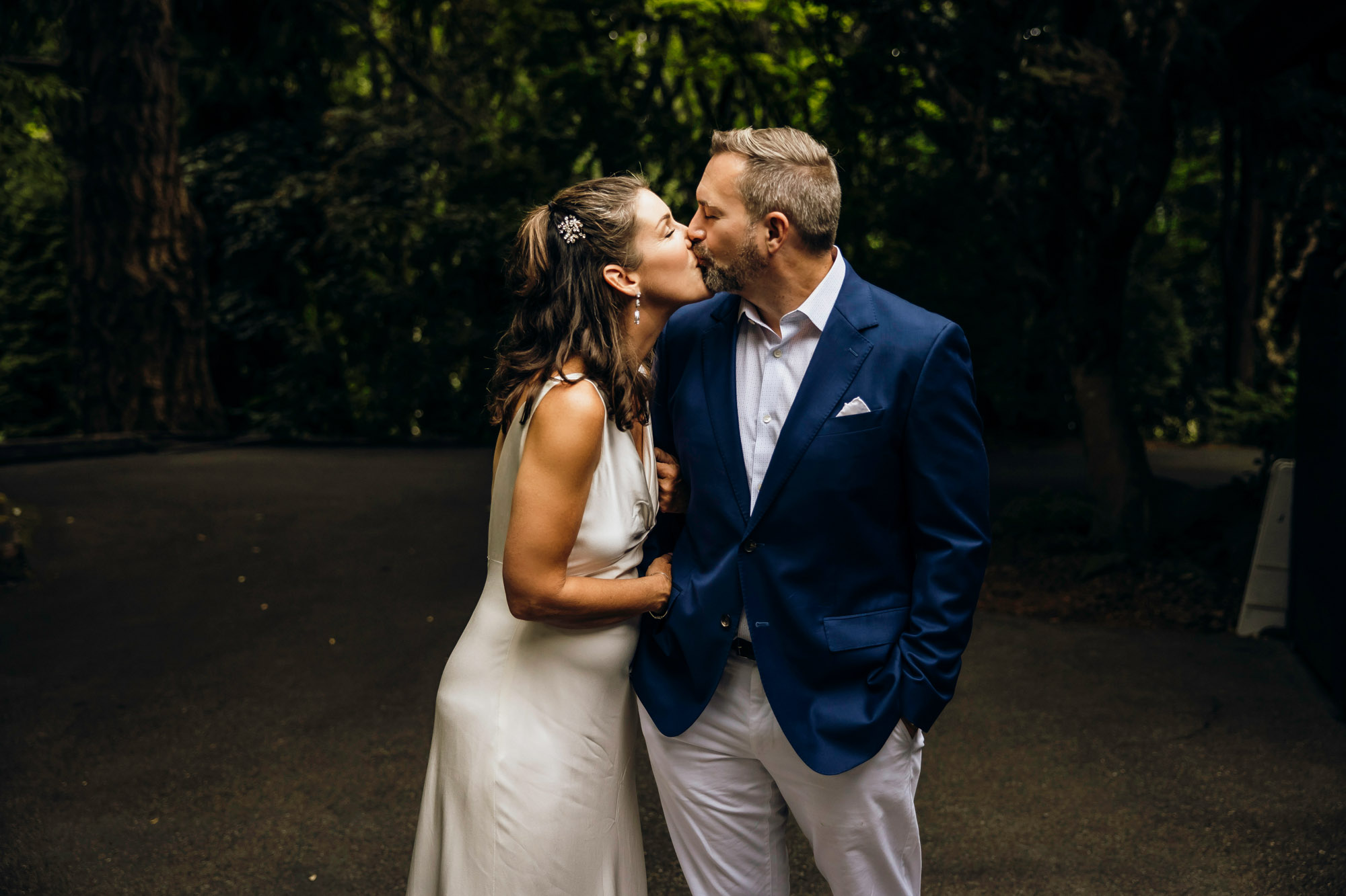 JM Cellars Woodinville wedding by Snoqualmie wedding photographer James Thomas Long Photography