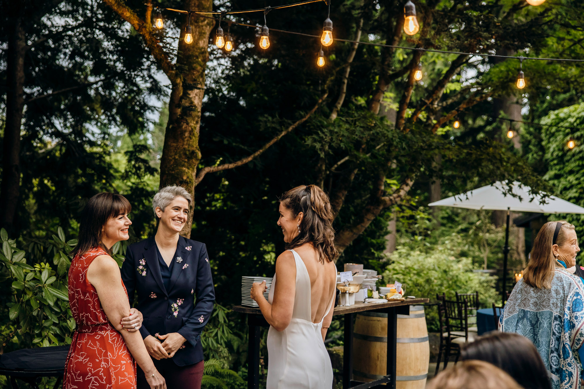 JM Cellars Woodinville wedding by Snoqualmie wedding photographer James Thomas Long Photography