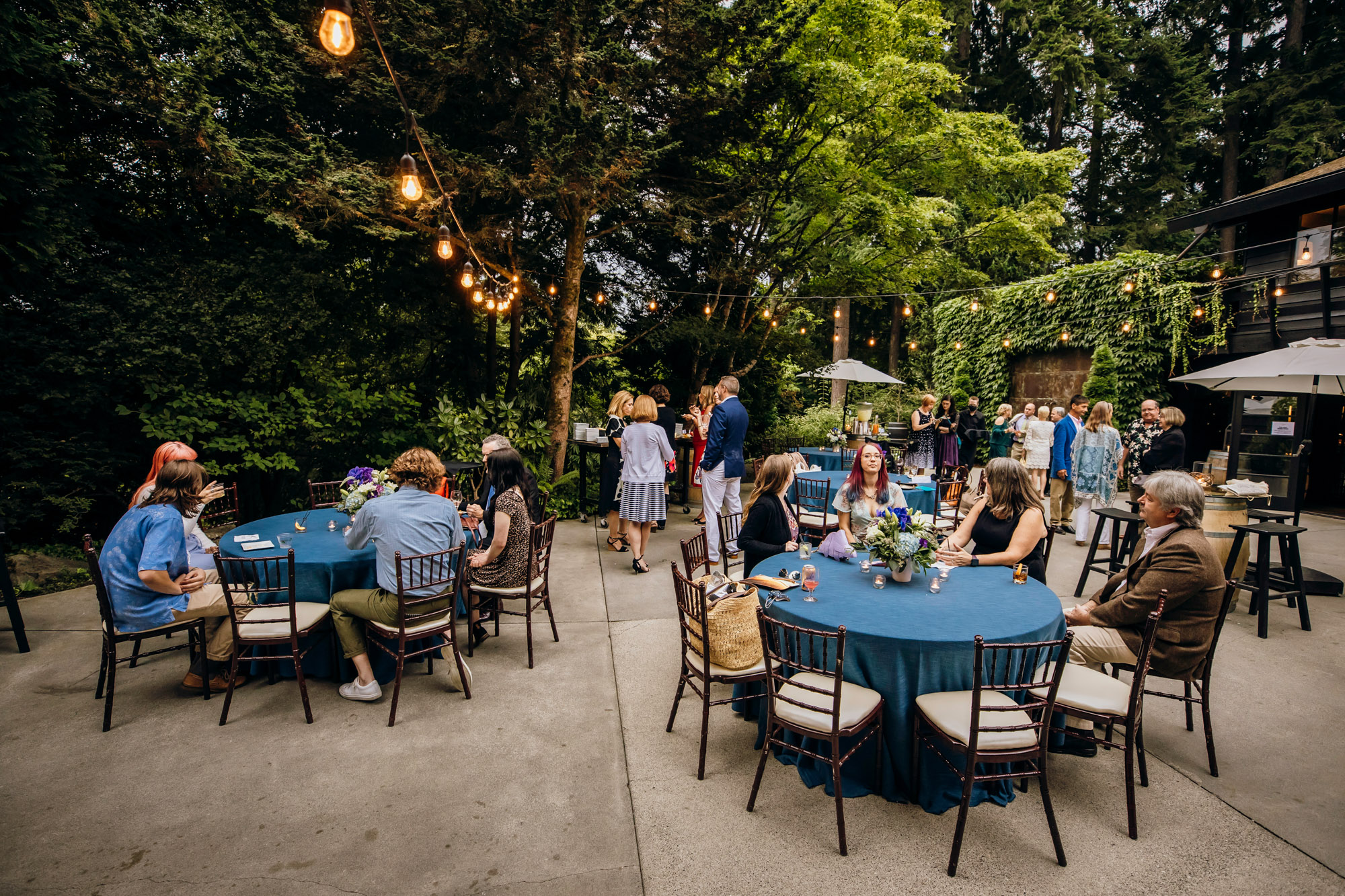 JM Cellars Woodinville wedding by Snoqualmie wedding photographer James Thomas Long Photography