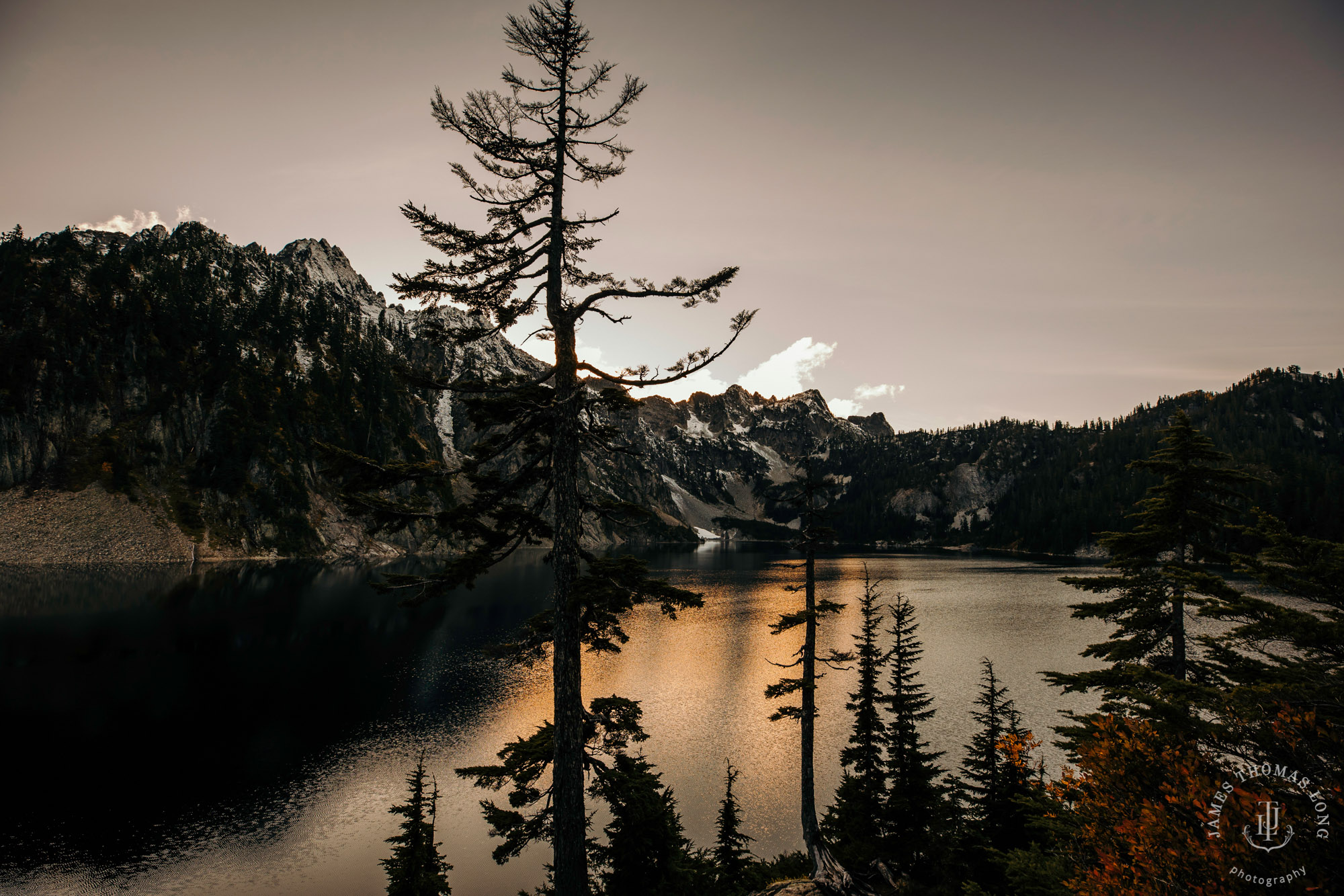 Cascade mountain adventure engagement session by Snoqualmie wedding photographer James Thomas Long Photography