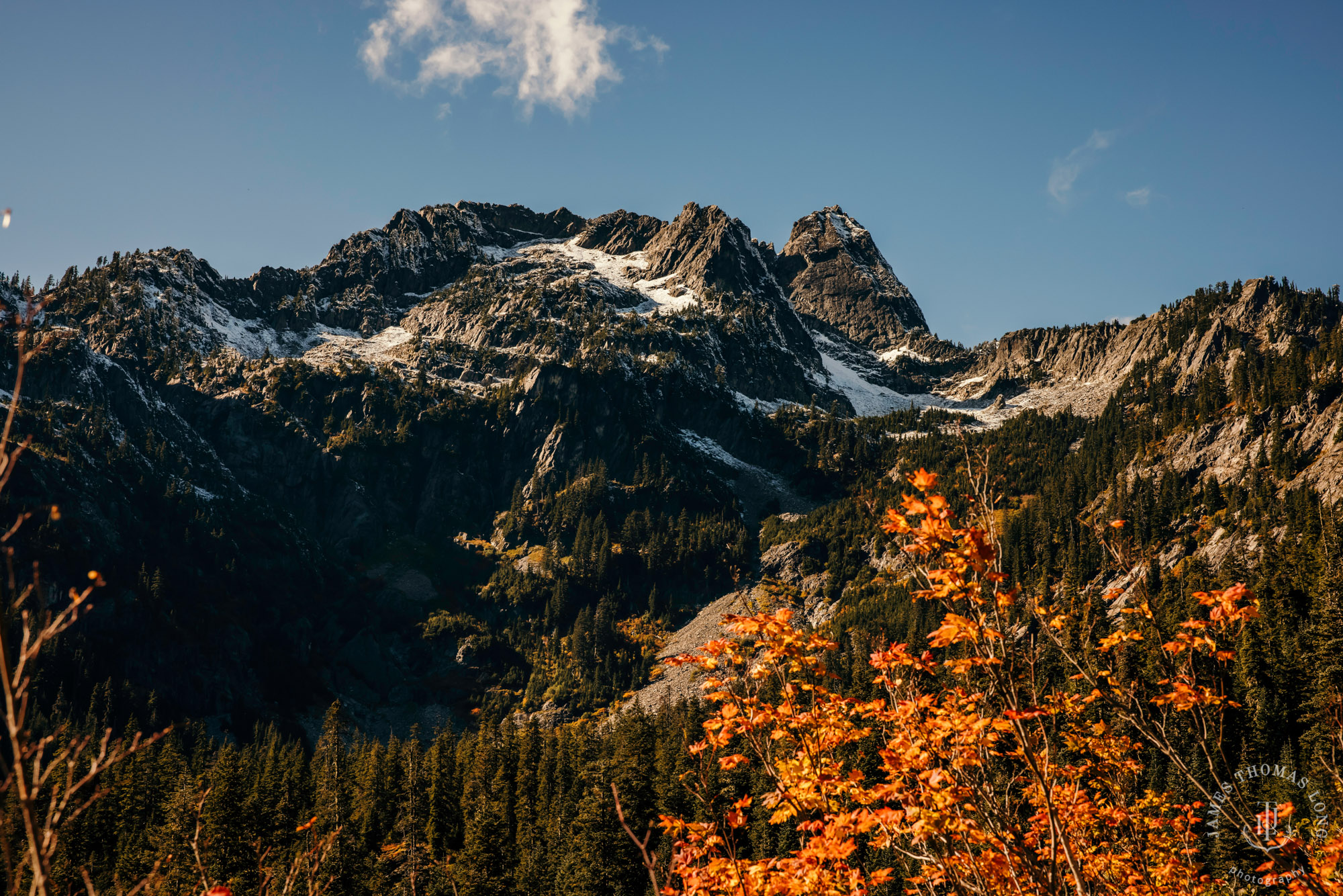 Cascade mountain adventure engagement session by Snoqualmie wedding photographer James Thomas Long Photography