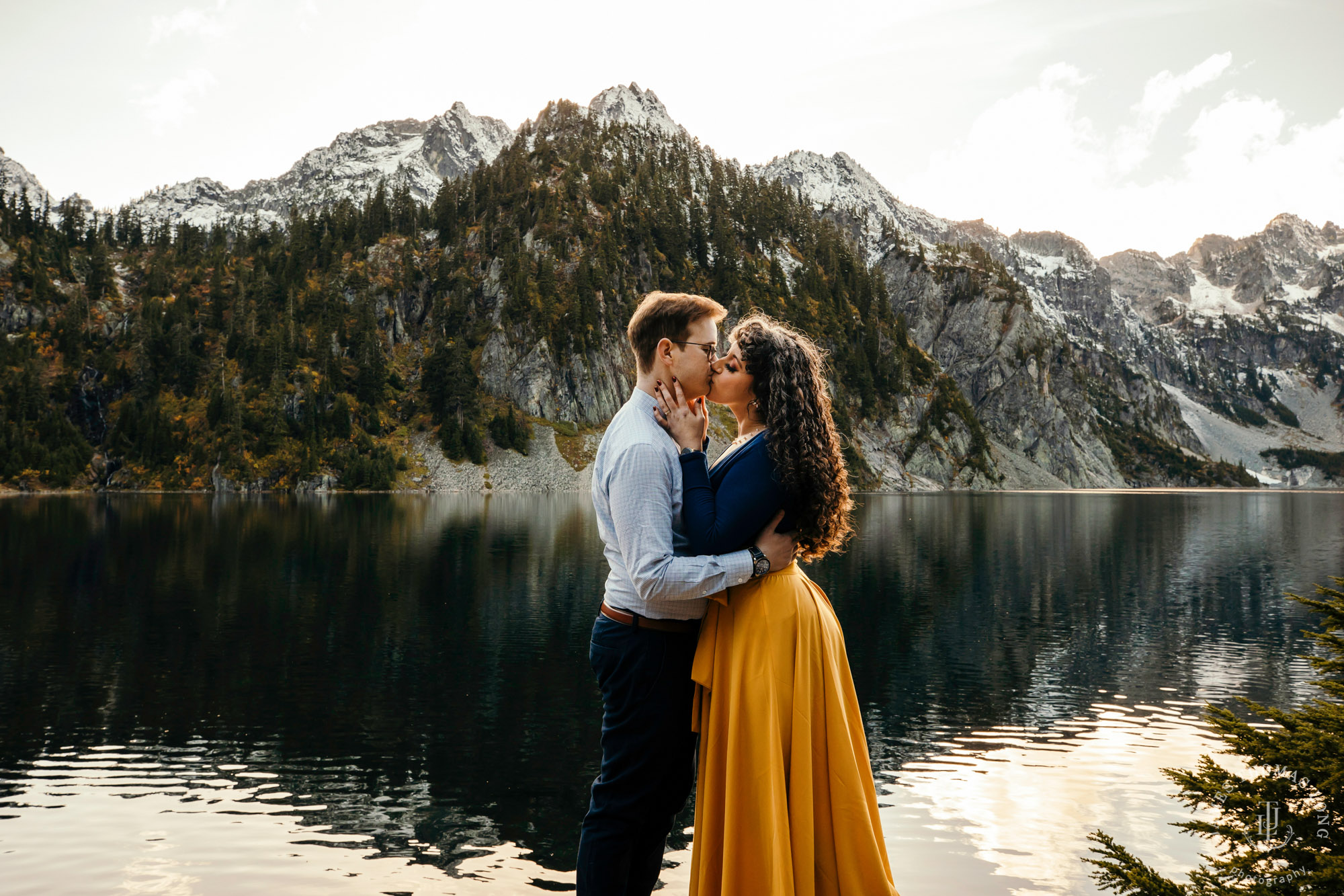 Cascade mountain adventure engagement session by Snoqualmie wedding photographer James Thomas Long Photography