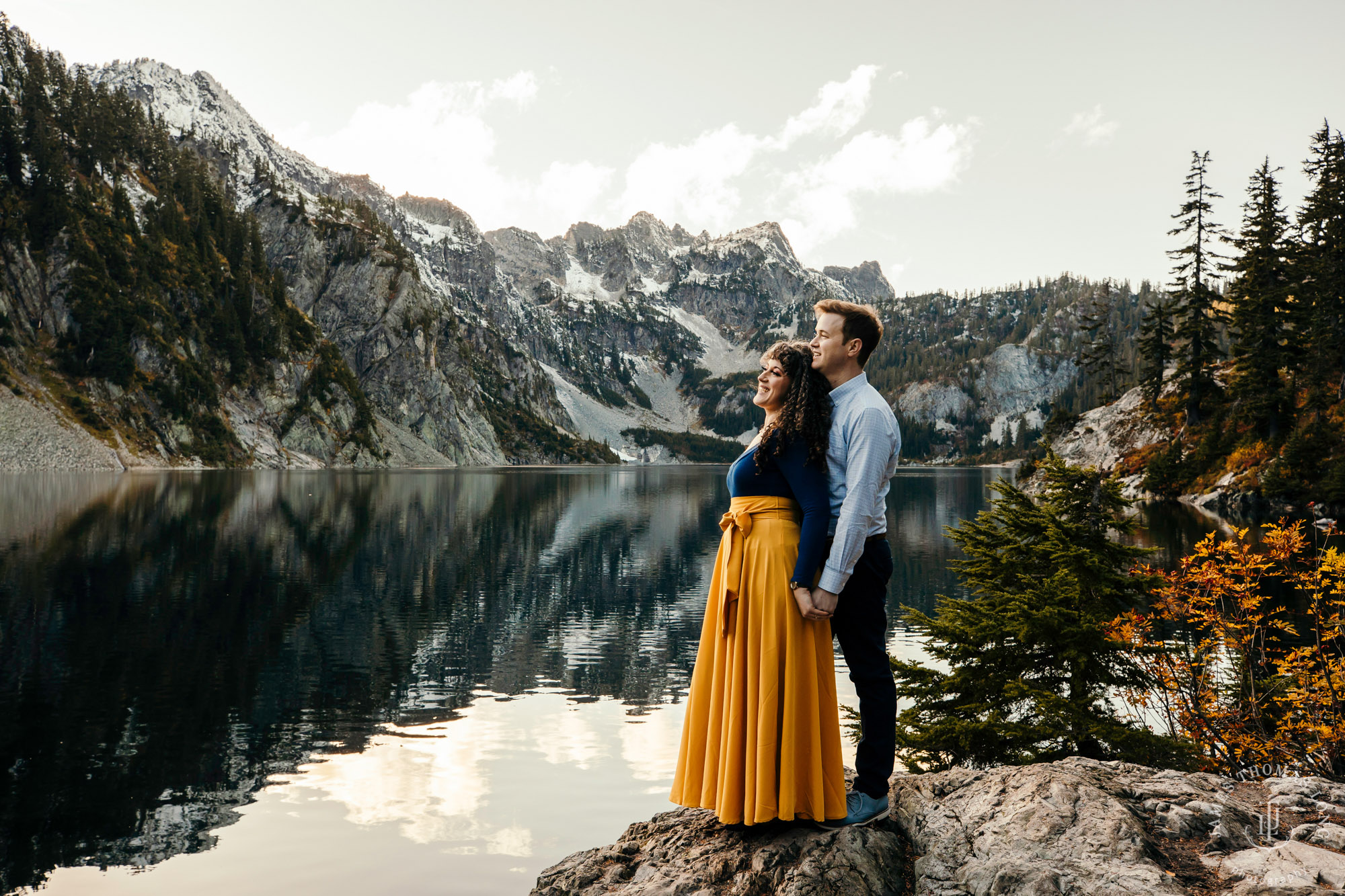 Cascade mountain adventure engagement session by Snoqualmie wedding photographer James Thomas Long Photography