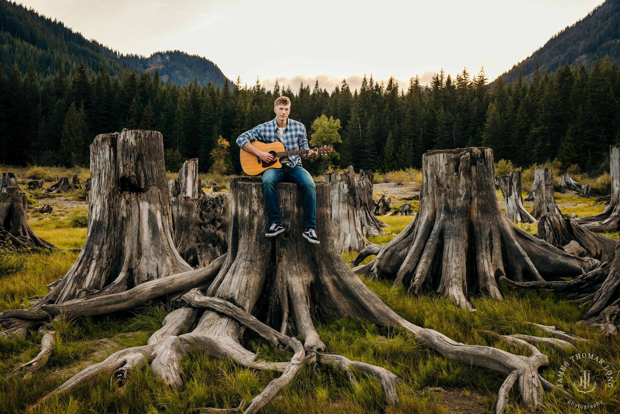 Mount Si Senior Portrait Photographer James Thomas Long Photography