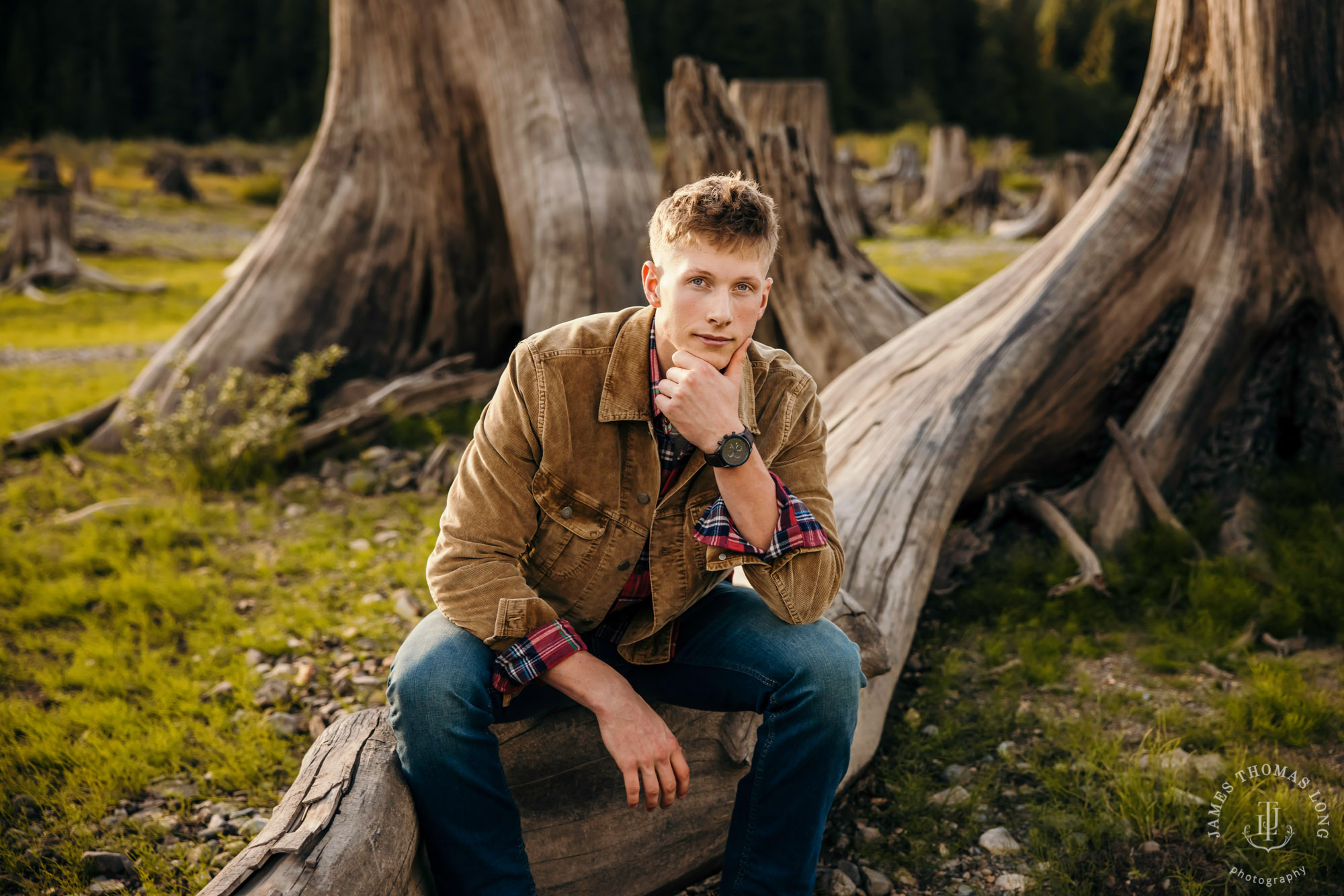 Mount Si Senior Portrait Photographer James Thomas Long Photography