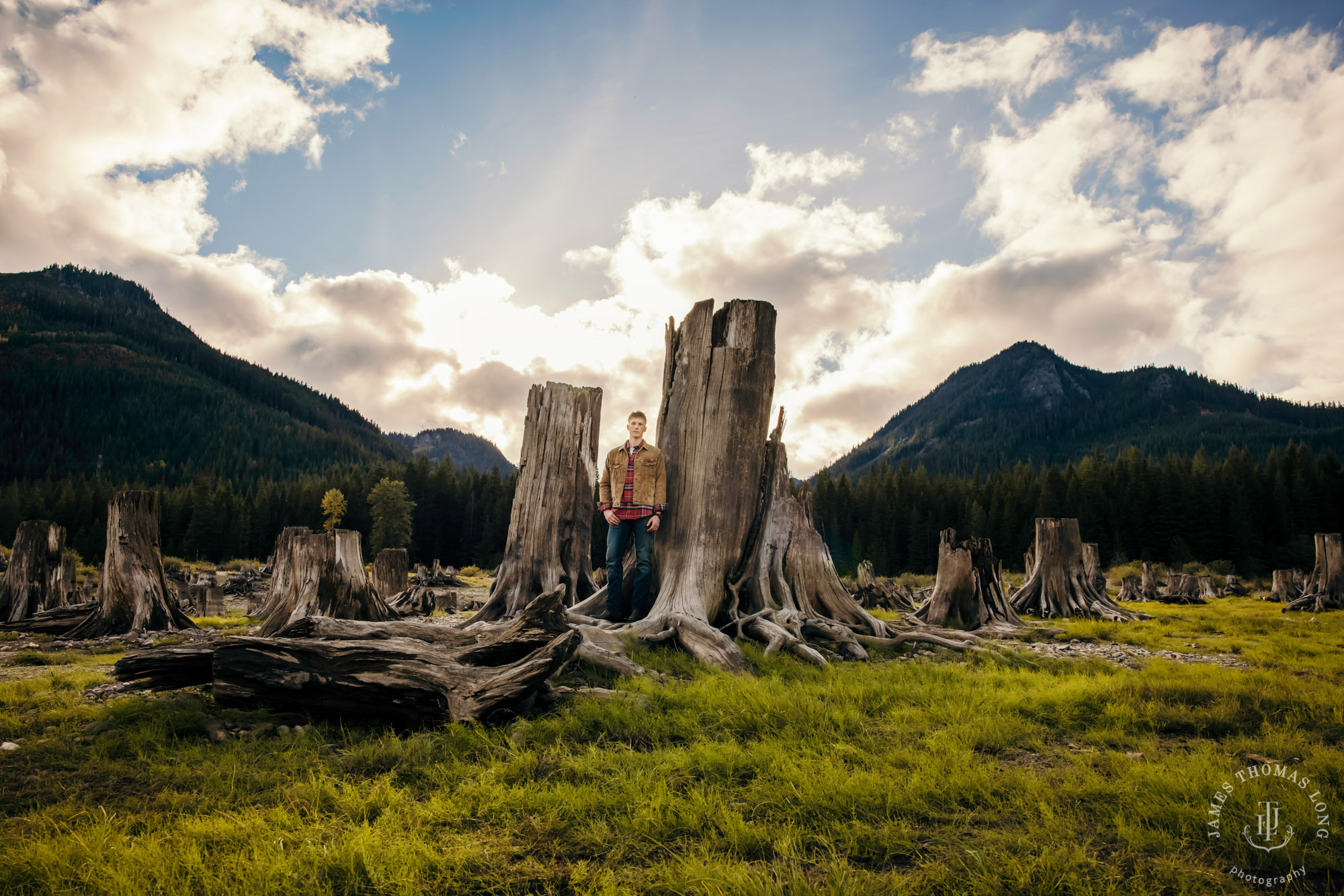 Mount Si Senior Portrait Photographer James Thomas Long Photography