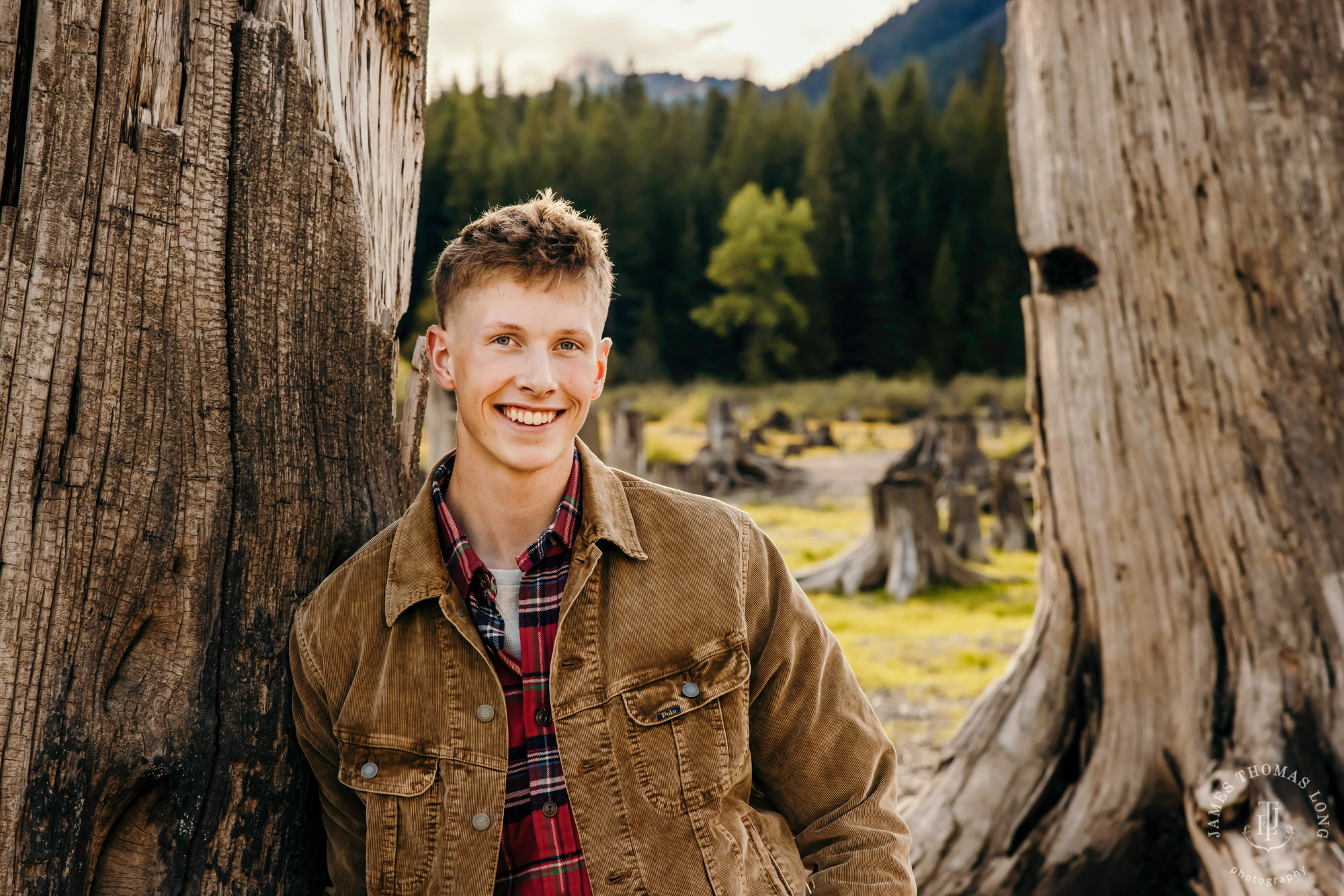 Mount Si Senior Portrait Photographer James Thomas Long Photography