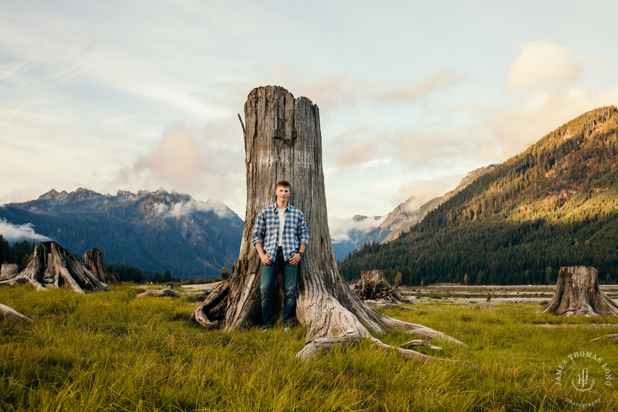 Mount Si Senior Portrait Photographer James Thomas Long Photography