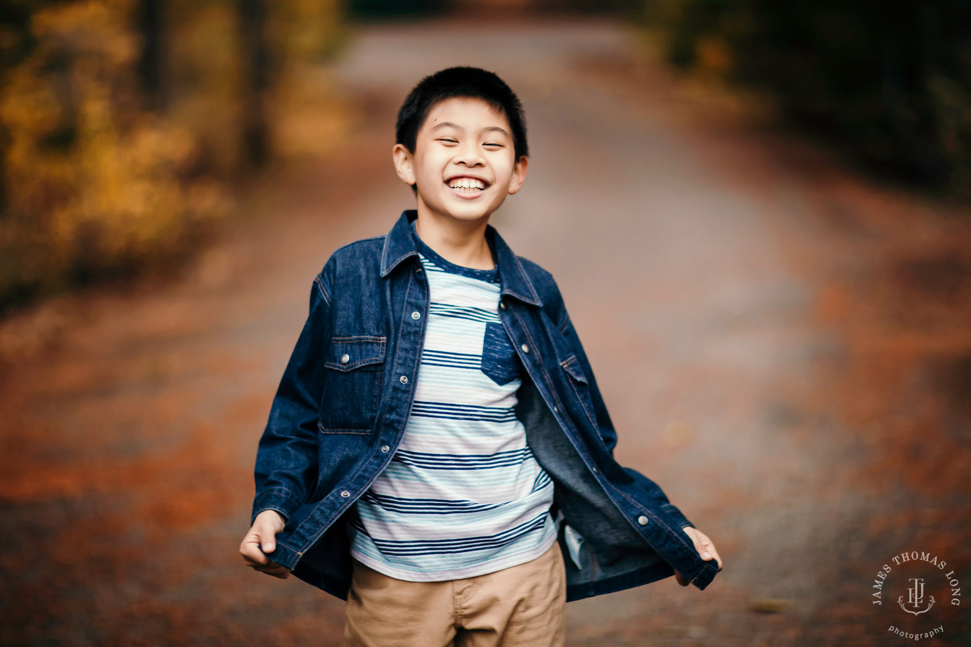 Cascade Mountain family session by Seattle family photographer James Thomas Long Photography