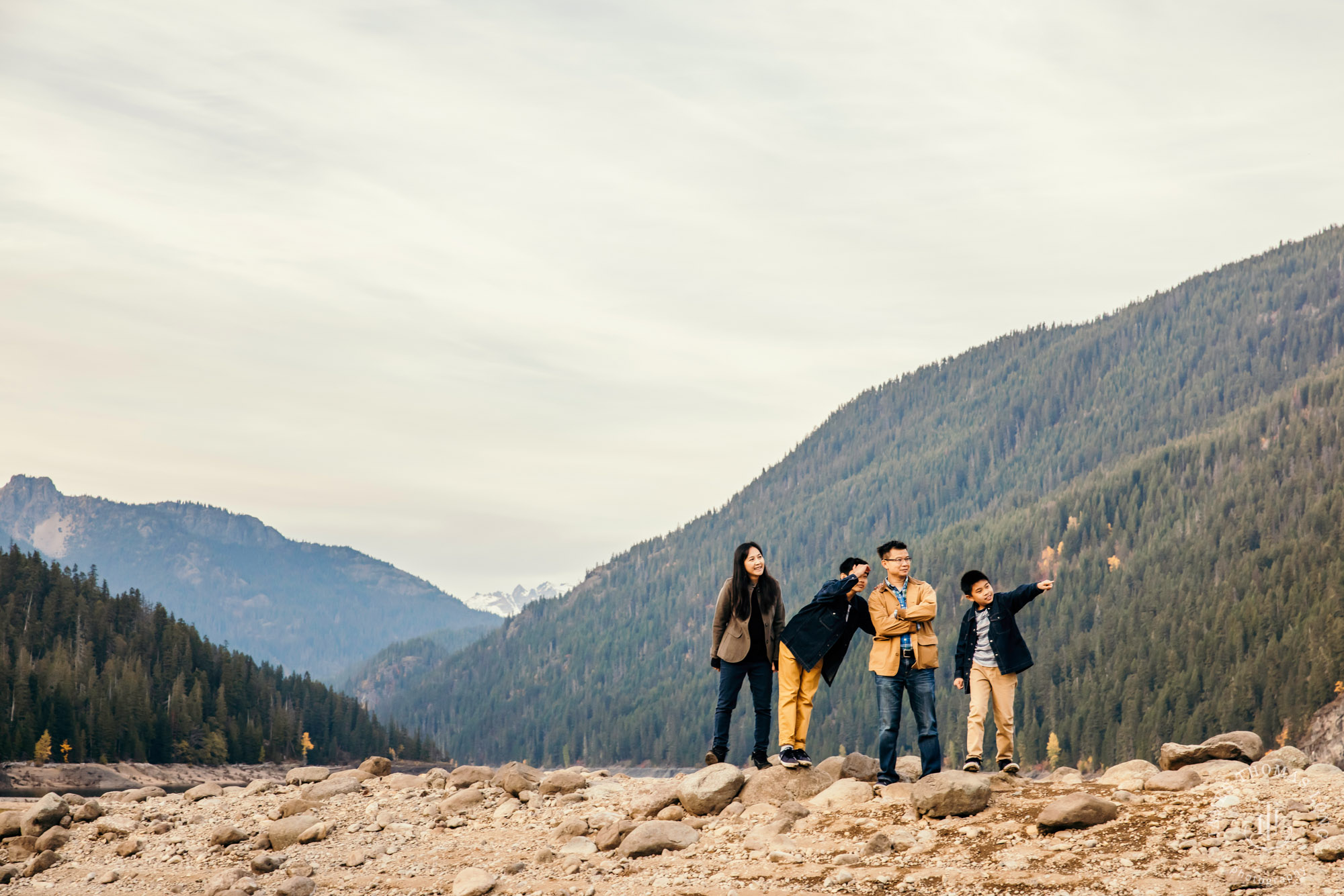 Cascade Mountain family session by Seattle family photographer James Thomas Long Photography