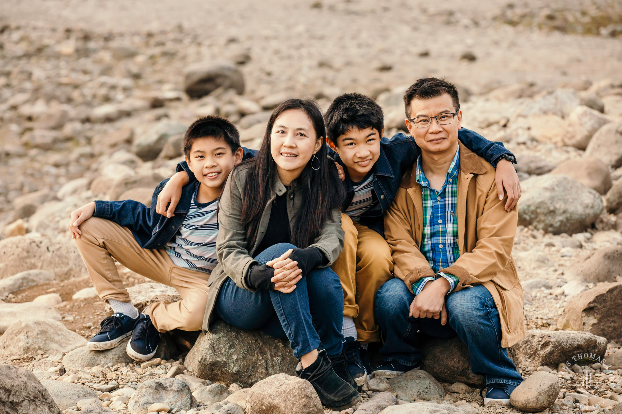 Cascade Mountain family session by Seattle family photographer James Thomas Long Photography