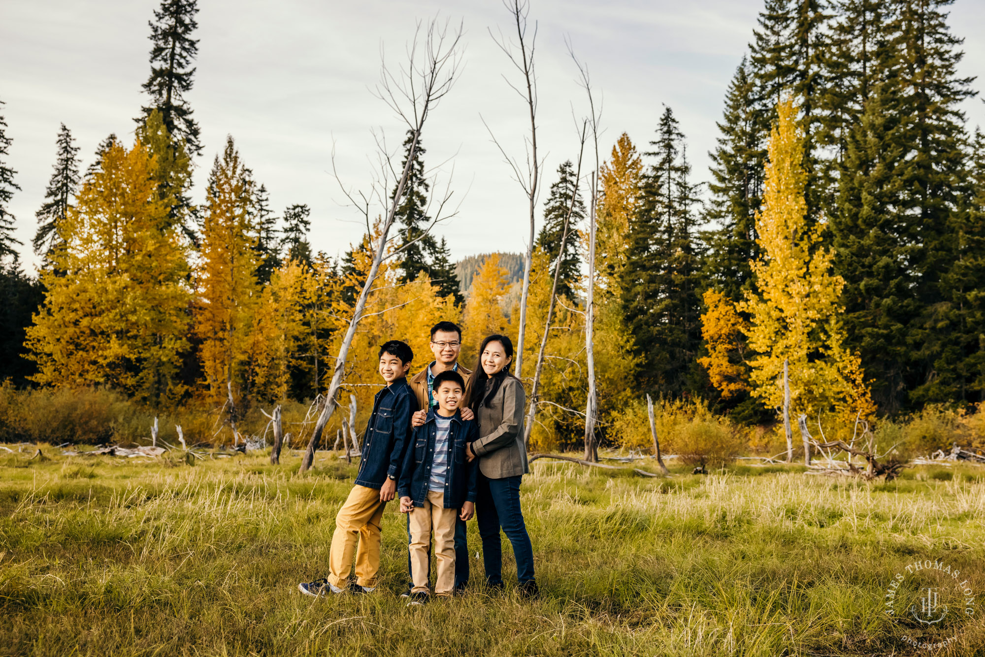 Cascade Mountain family session by Seattle family photographer James Thomas Long Photography