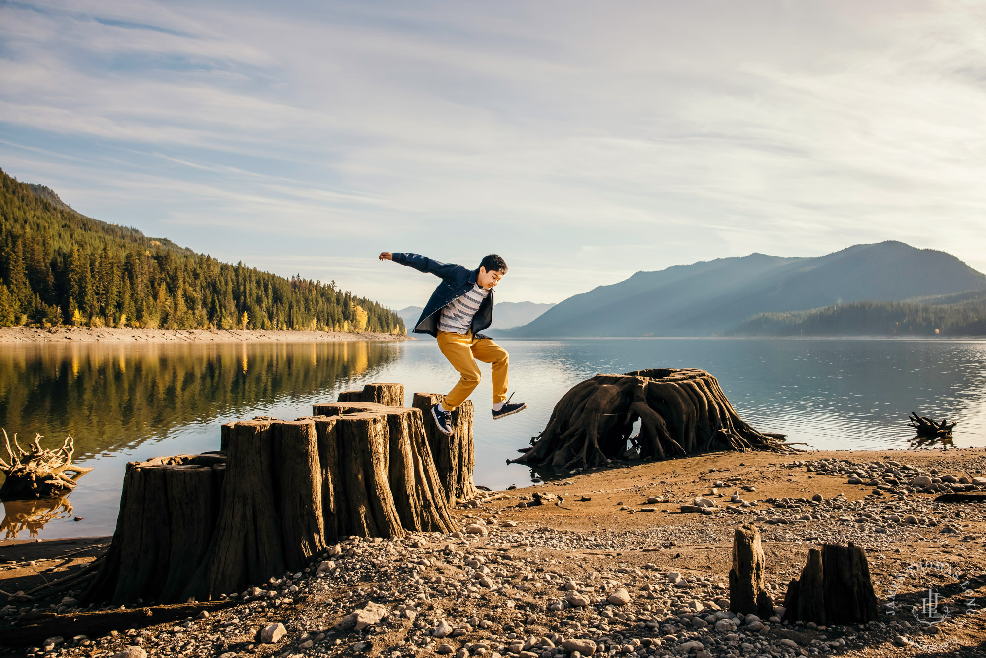 Cascade Mountain family session by Seattle family photographer James Thomas Long Photography