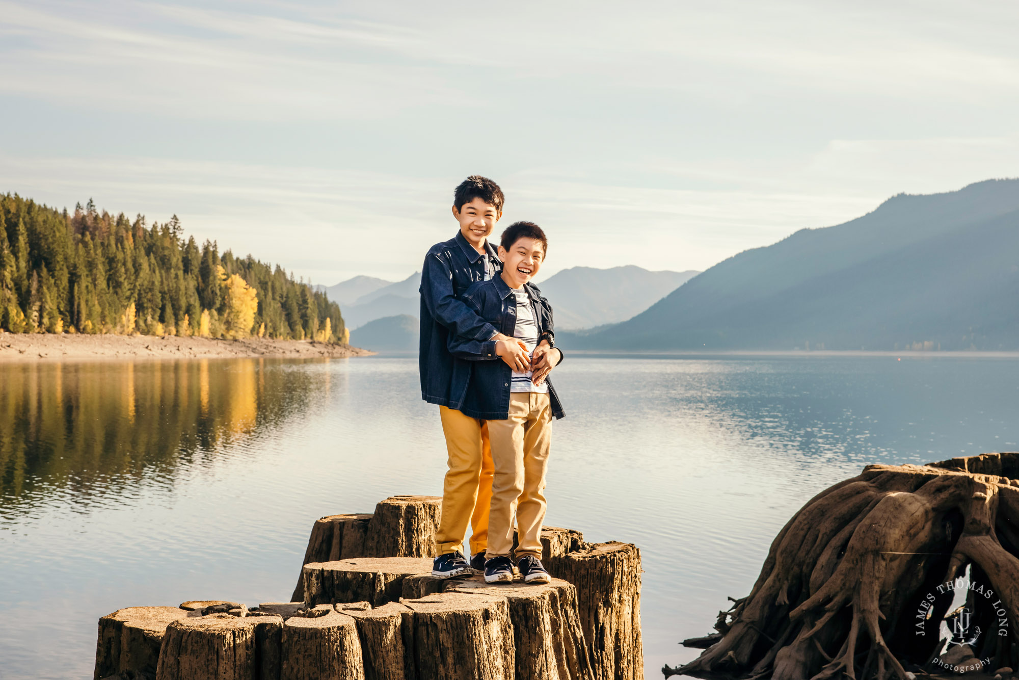 Cascade Mountain family session by Seattle family photographer James Thomas Long Photography