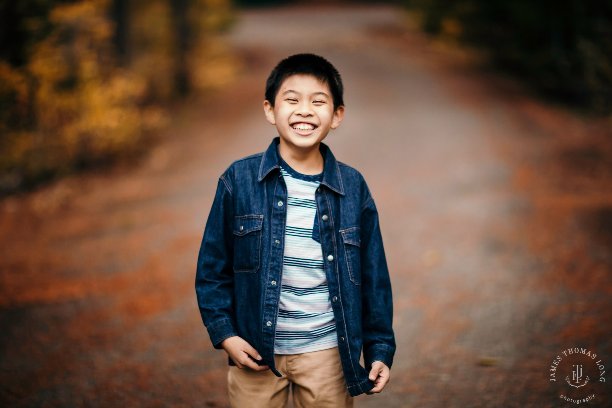 Cascade Mountain family session by Seattle family photographer James Thomas Long Photography