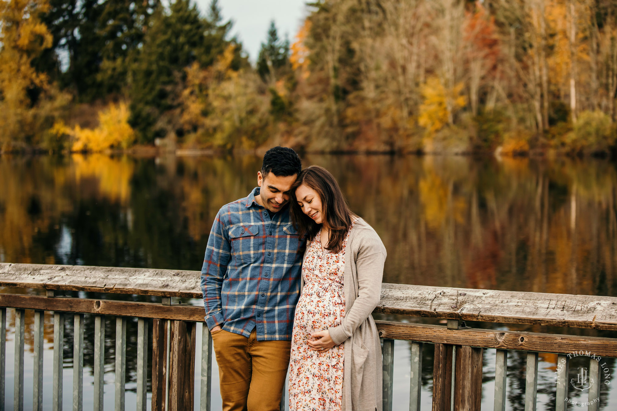 Bellevue maternity photography session by Bellevue Maternity Photographer James Thomas Long Photography