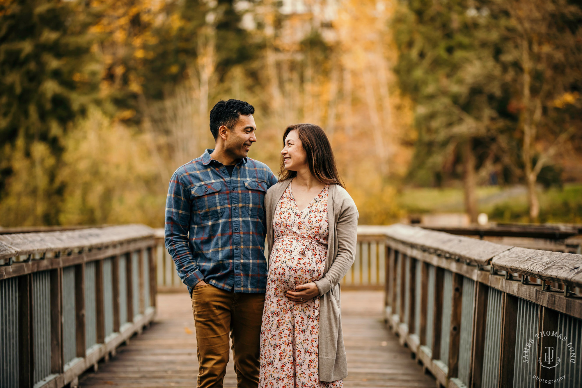 Bellevue maternity photography session by Bellevue Maternity Photographer James Thomas Long Photography