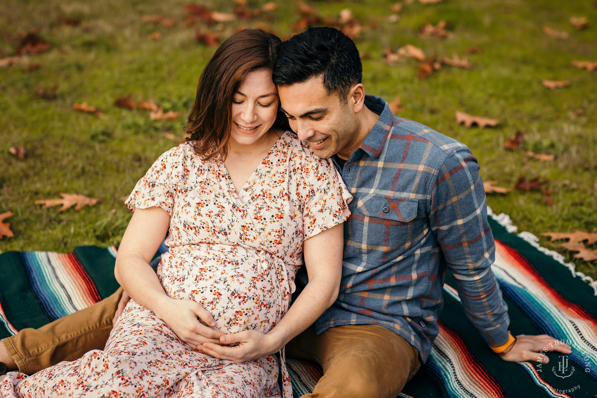 Bellevue maternity photography session by Bellevue Maternity Photographer James Thomas Long Photography