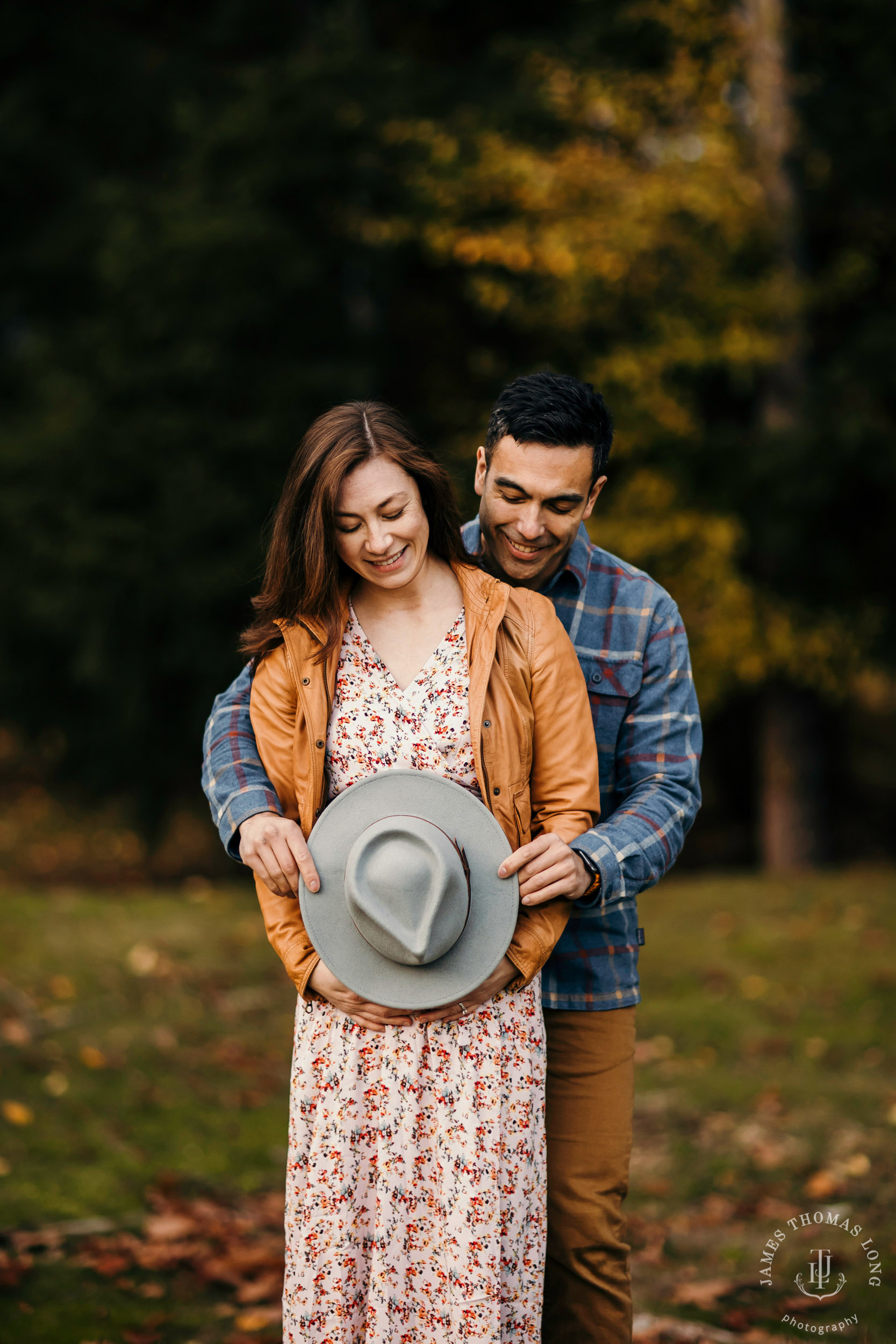 Bellevue maternity photography session by Bellevue Maternity Photographer James Thomas Long Photography