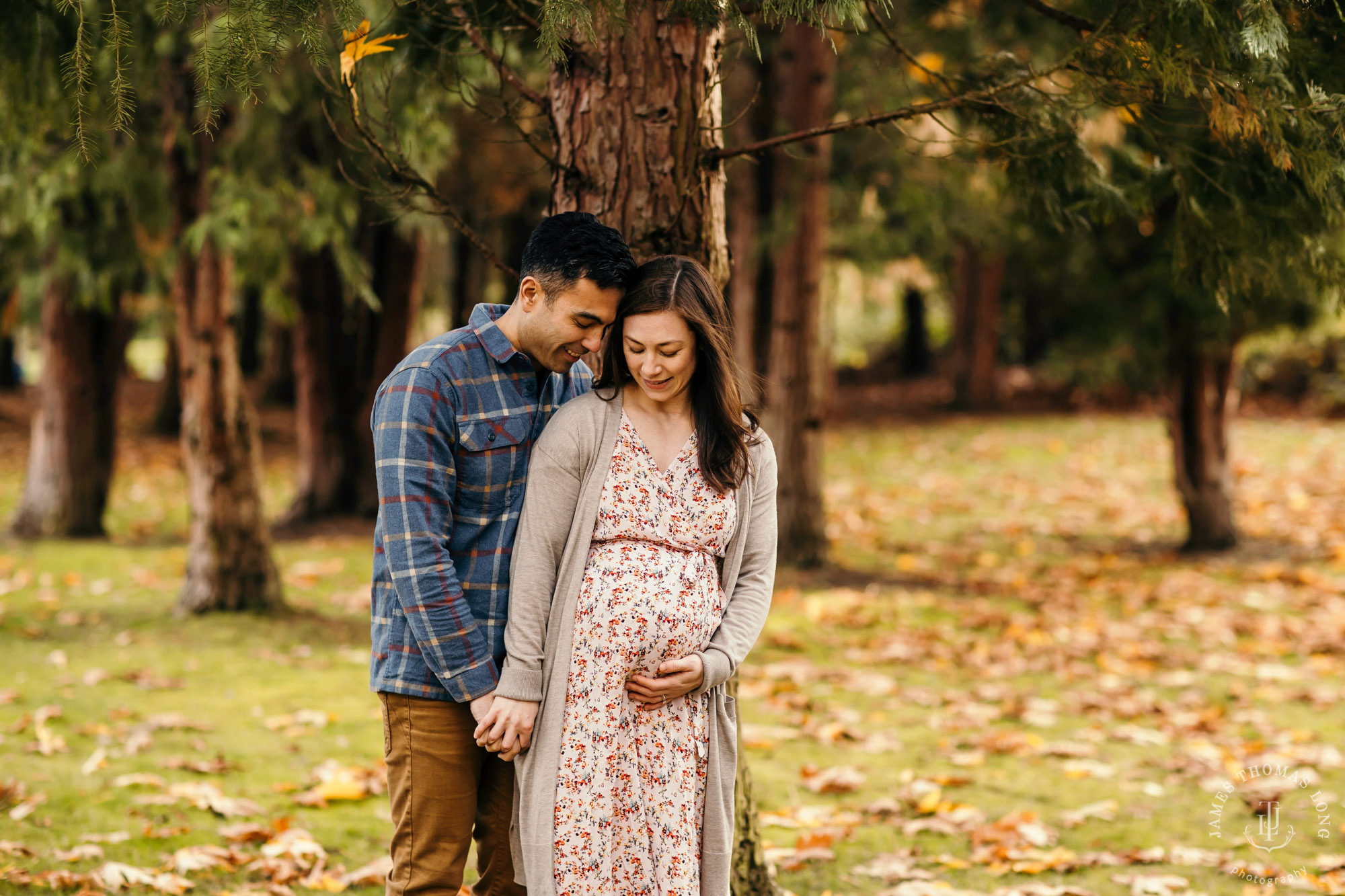 Bellevue maternity photography session by Bellevue Maternity Photographer James Thomas Long Photography