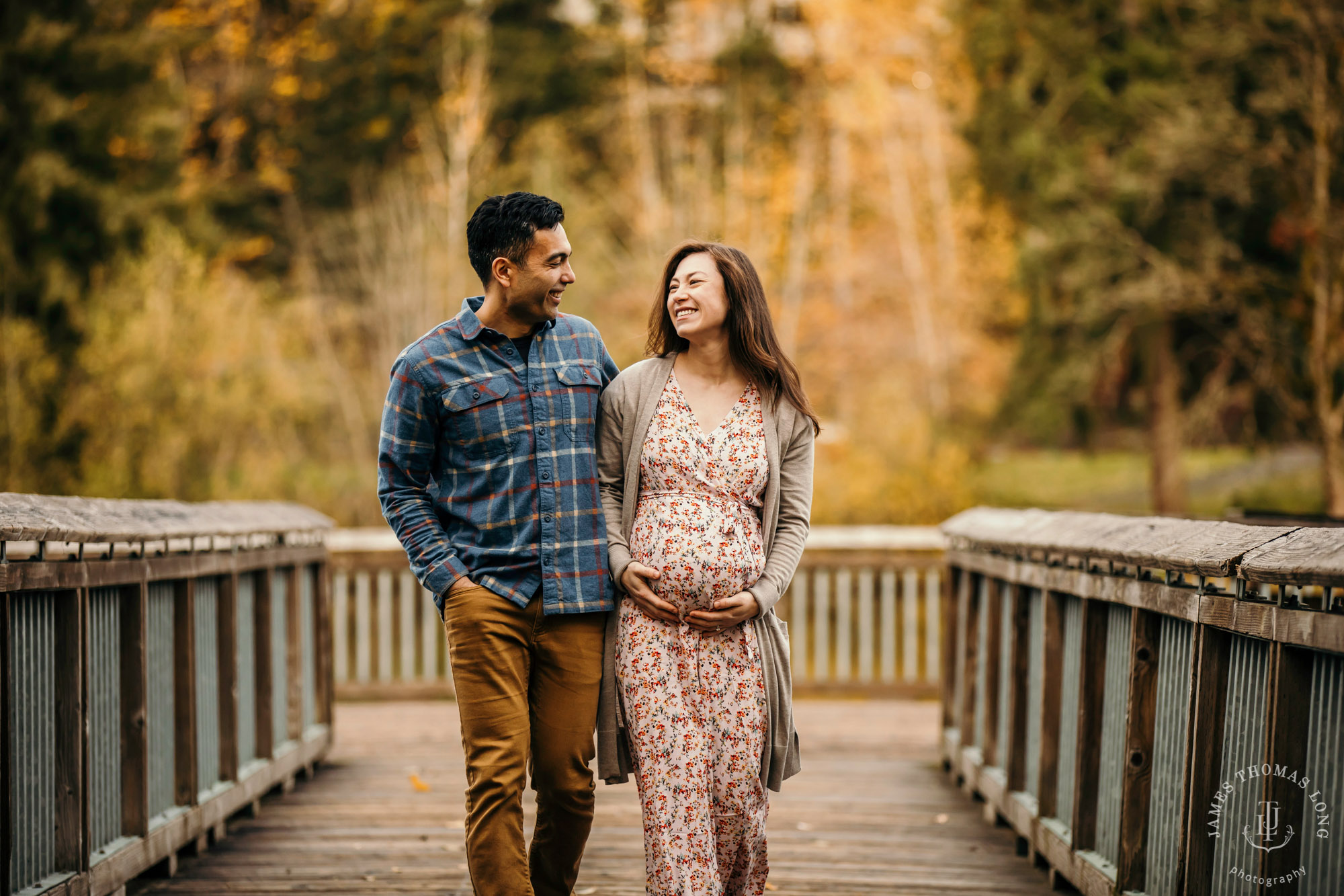 Bellevue maternity photography session by Bellevue Maternity Photographer James Thomas Long Photography