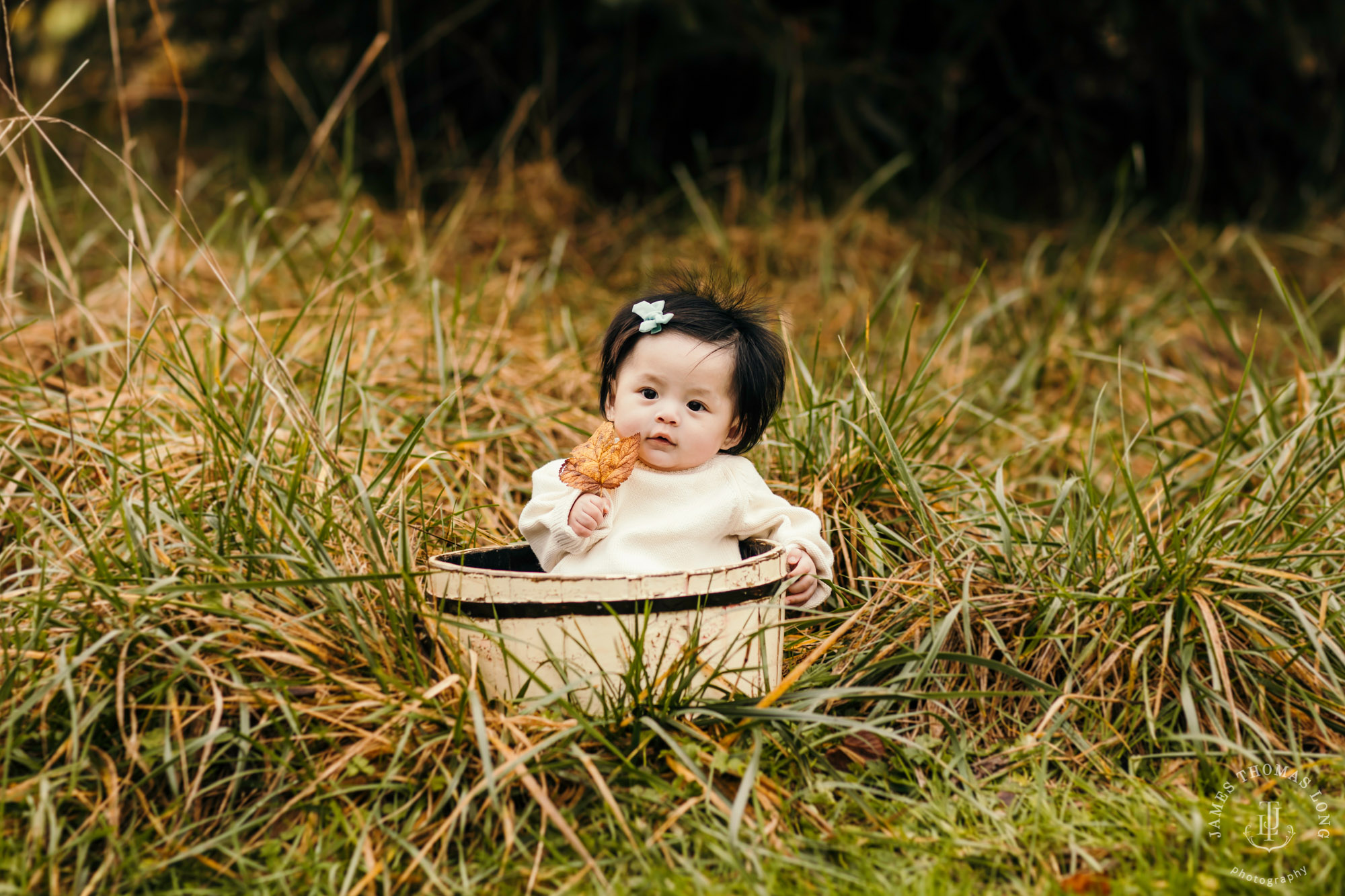 Snoqualmie baby and family session by Snoqualmie Family Photographer James Thomas Long Photography