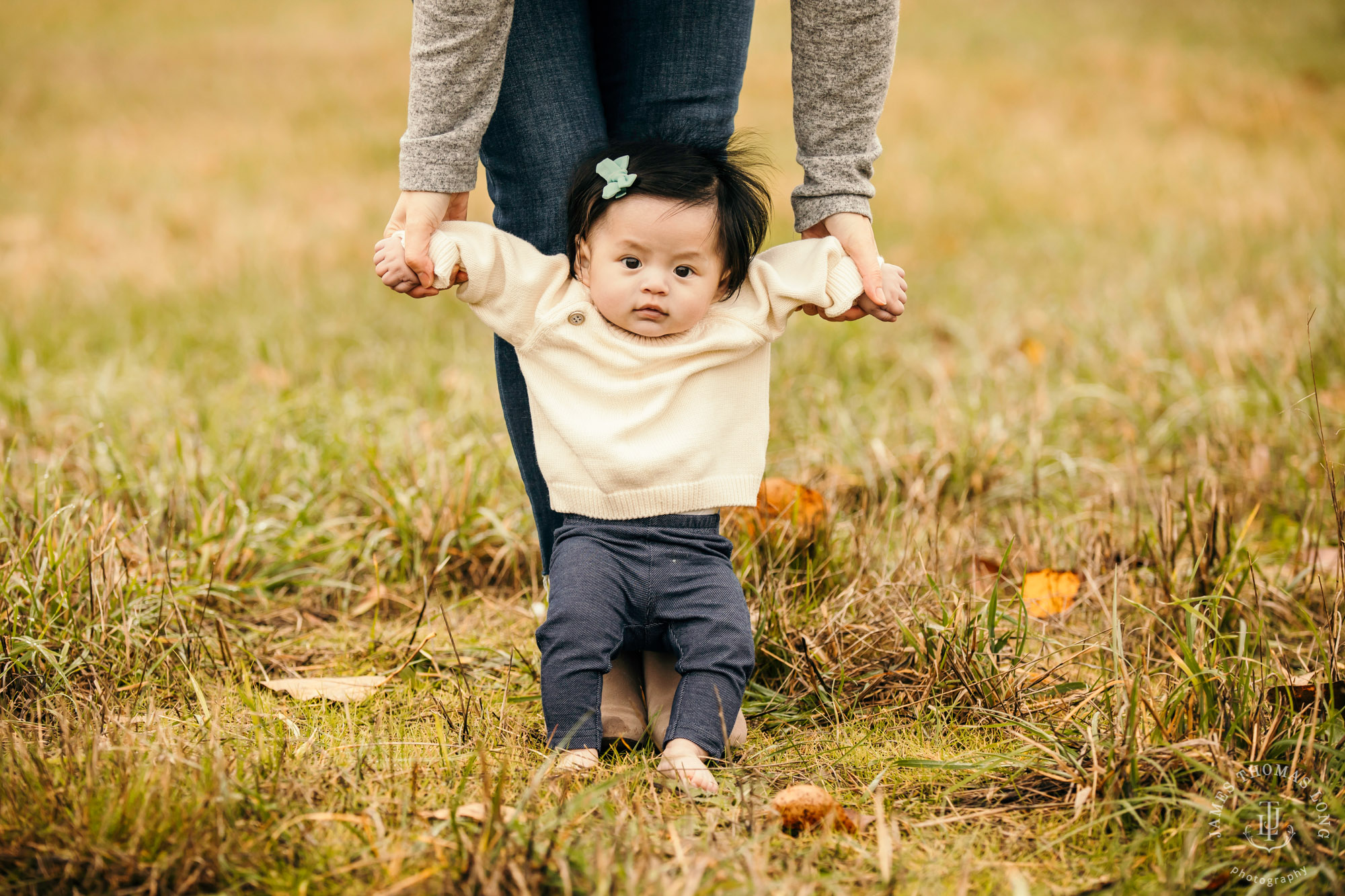 Snoqualmie baby and family session by Snoqualmie Family Photographer James Thomas Long Photography