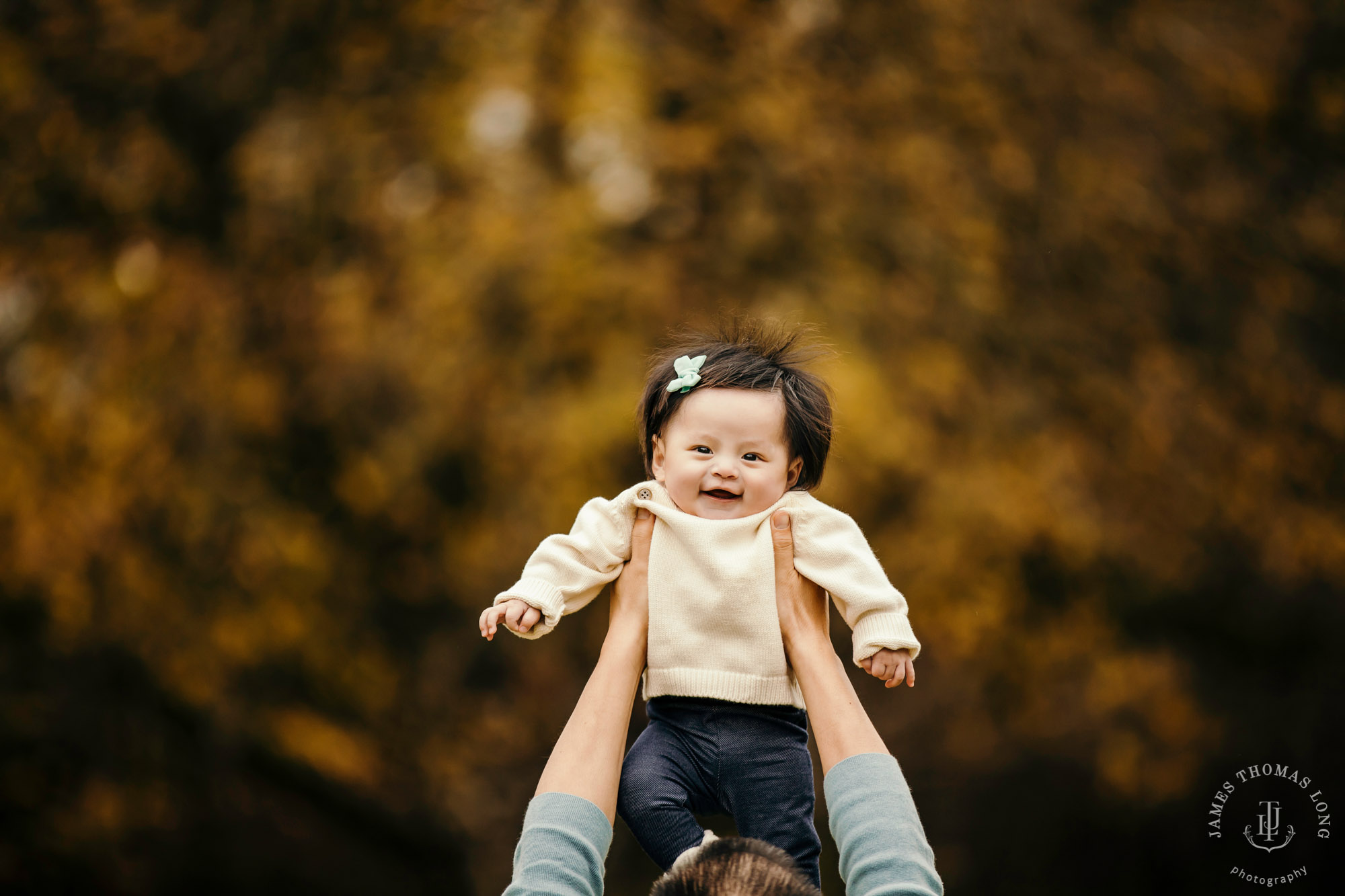 Snoqualmie baby and family session by Snoqualmie Family Photographer James Thomas Long Photography