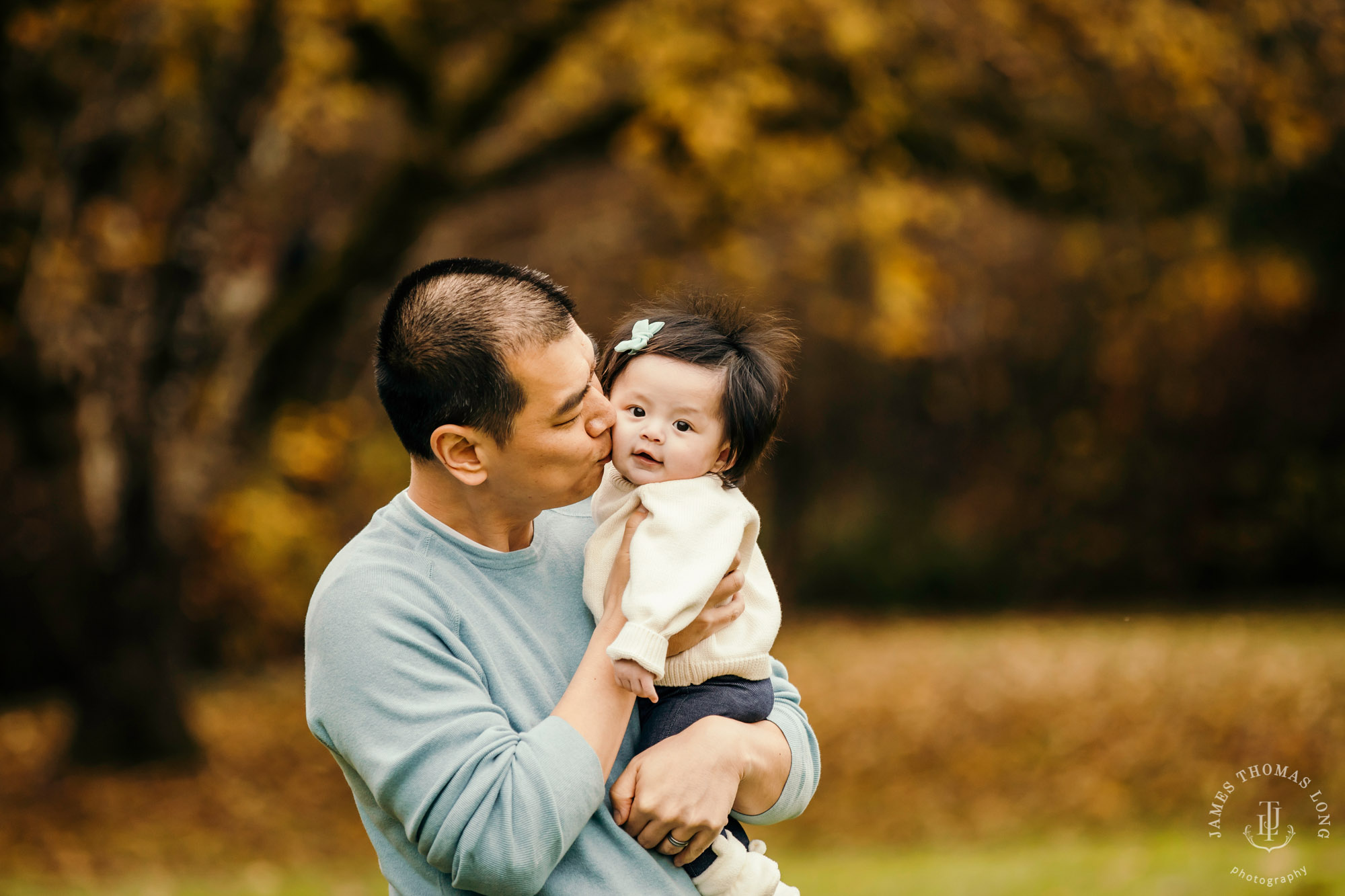 Snoqualmie baby and family session by Snoqualmie Family Photographer James Thomas Long Photography