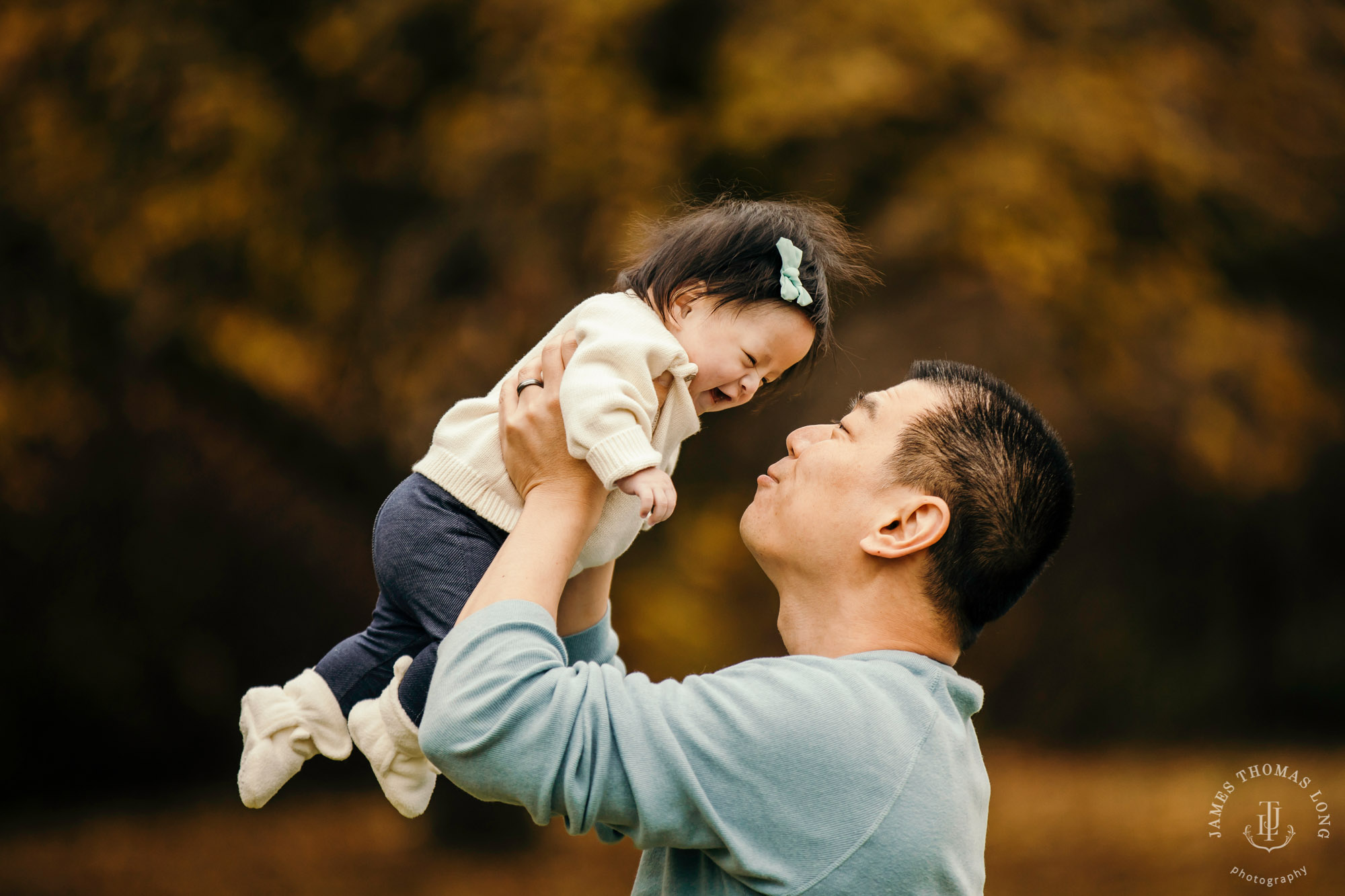 Snoqualmie baby and family session by Snoqualmie Family Photographer James Thomas Long Photography