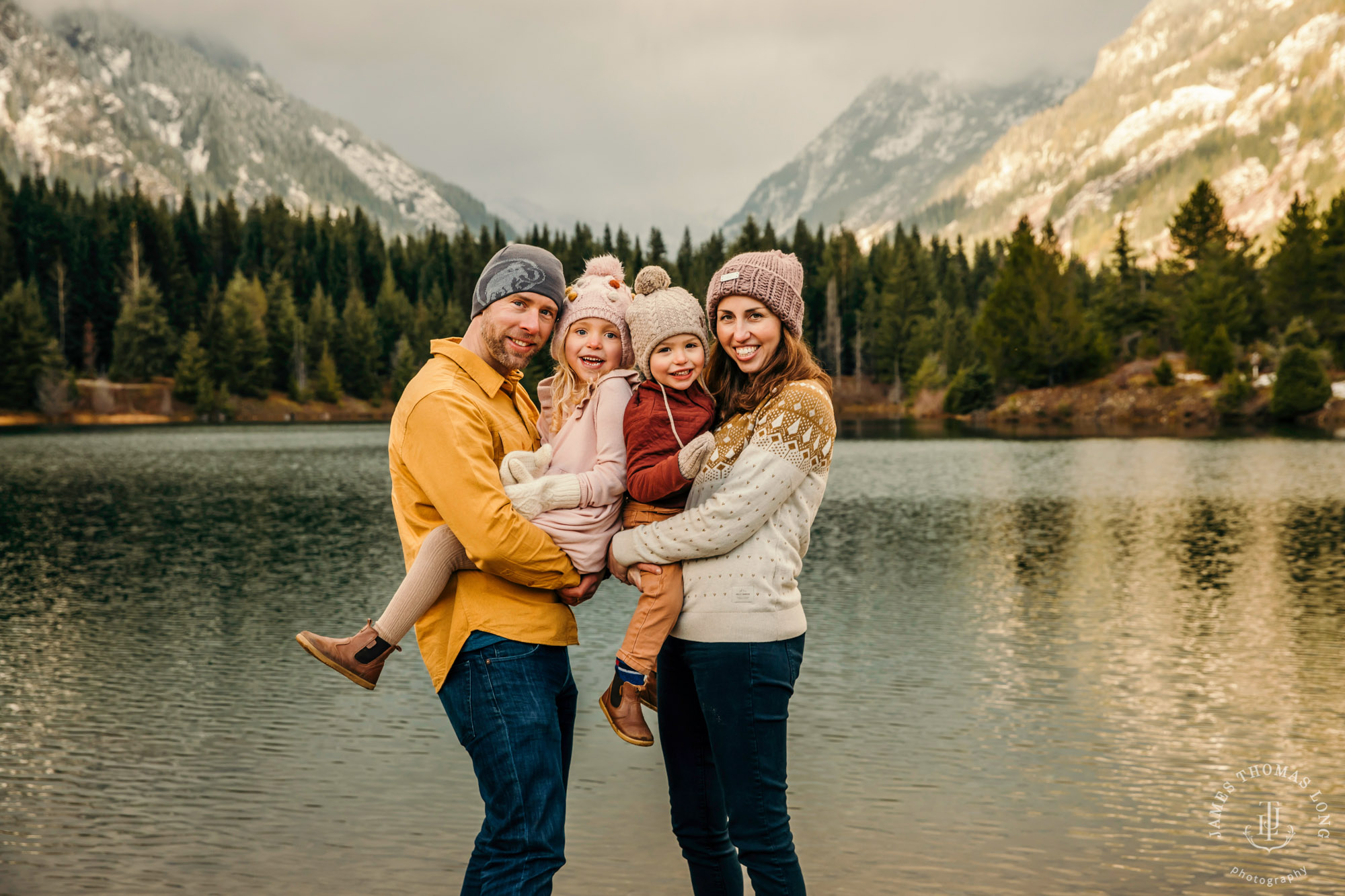 Snoqualmie Pass family photography session by Snoqualmie family photographer James Thomas Long Photography