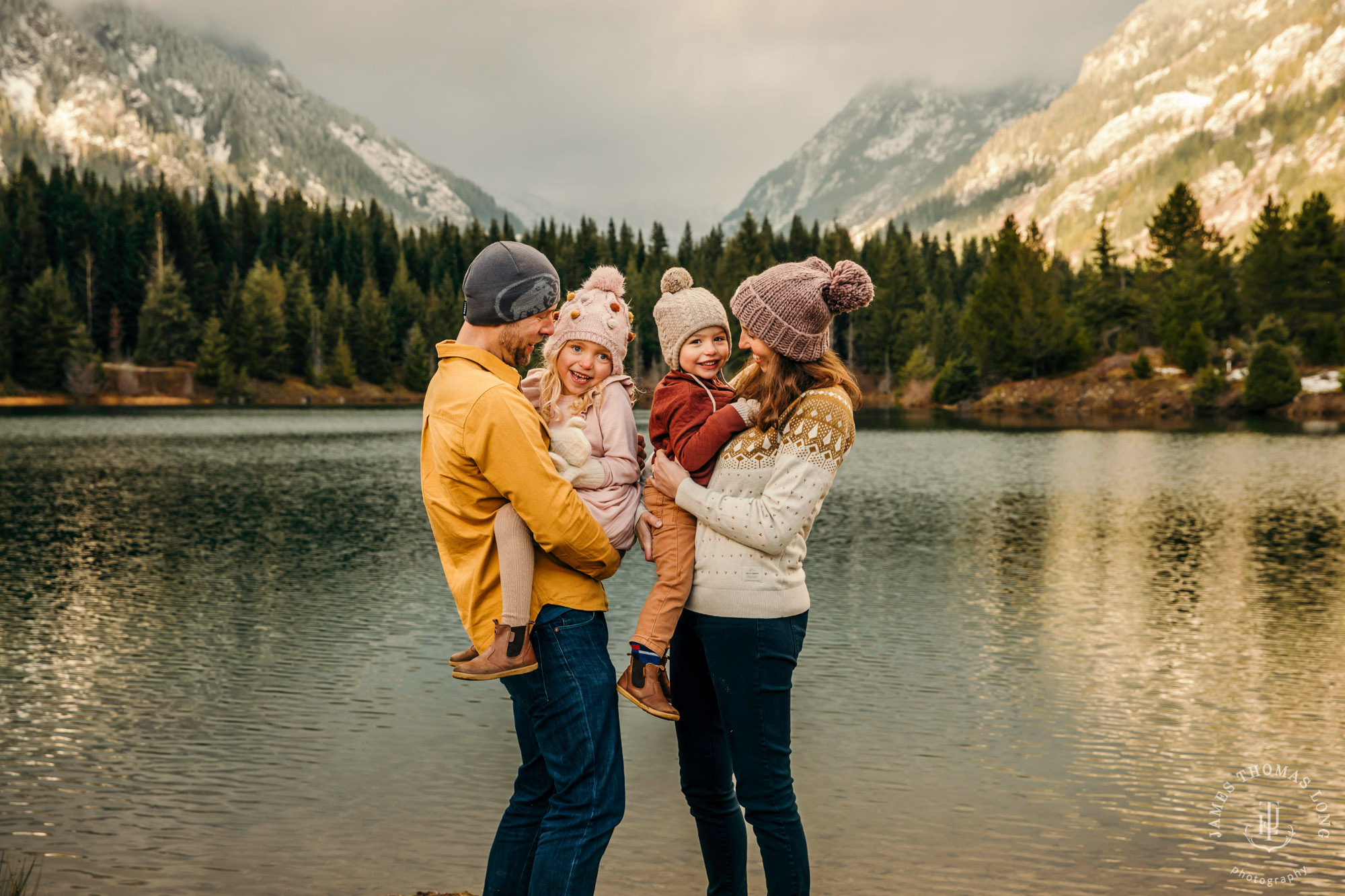 Snoqualmie Pass family photography session by Snoqualmie family photographer James Thomas Long Photography