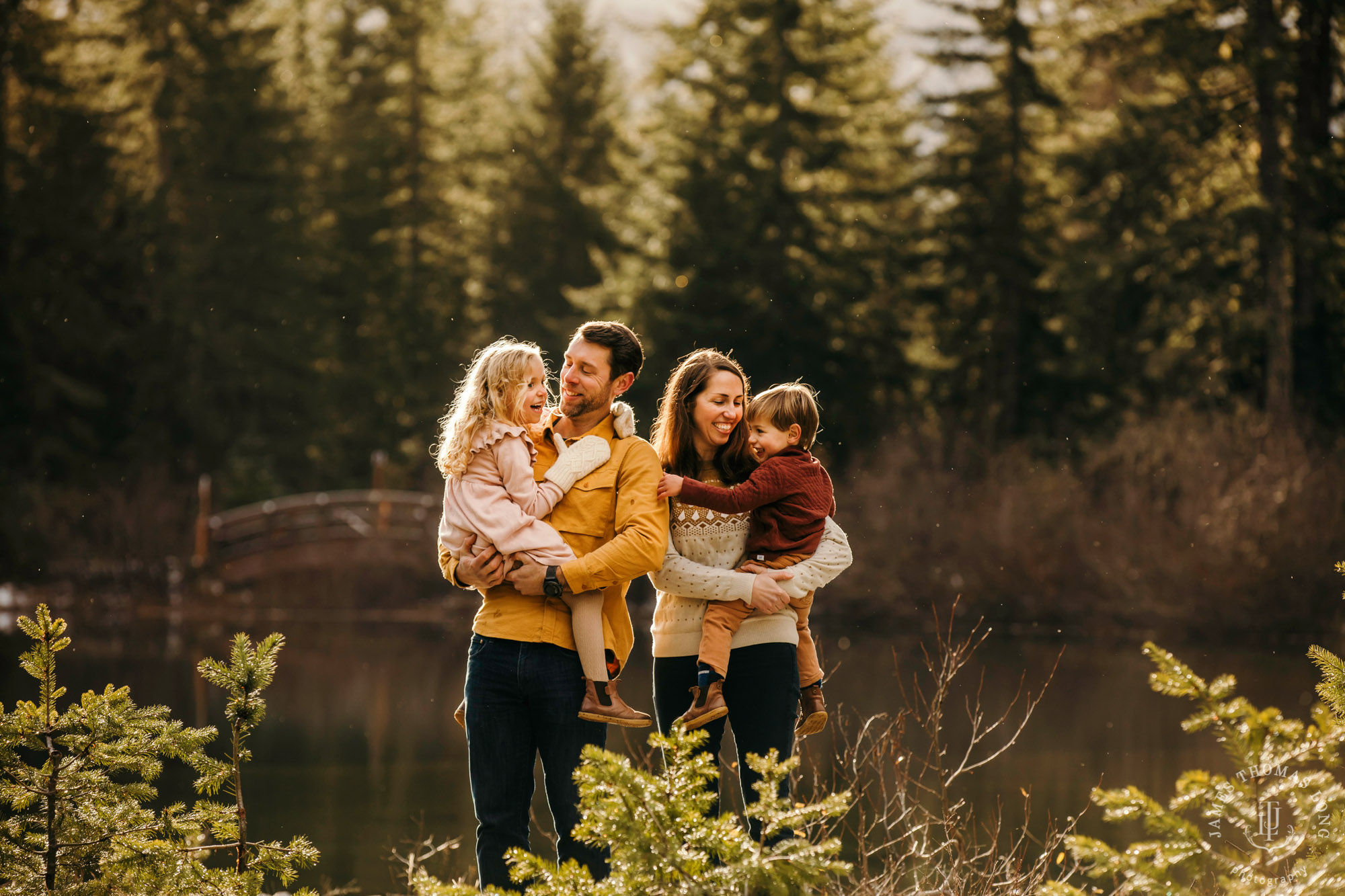 Snoqualmie Pass family photography session by Snoqualmie family photographer James Thomas Long Photography