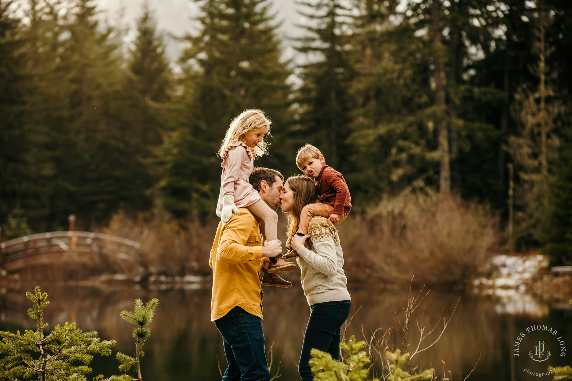 Snoqualmie Pass family photography session by Snoqualmie family photographer James Thomas Long Photography