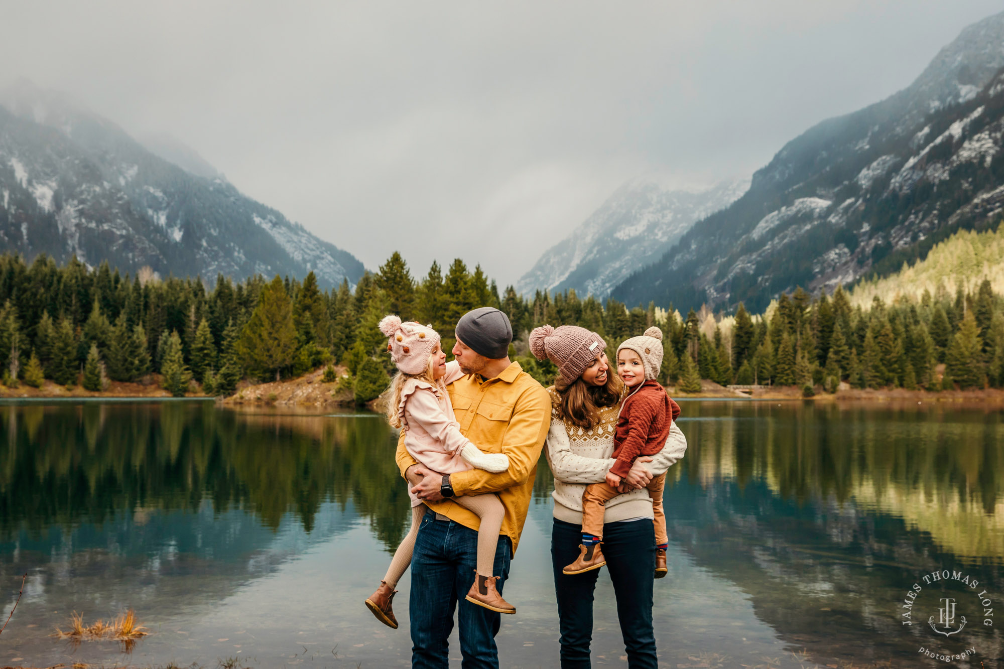 Snoqualmie Pass family photography session by Snoqualmie family photographer James Thomas Long Photography