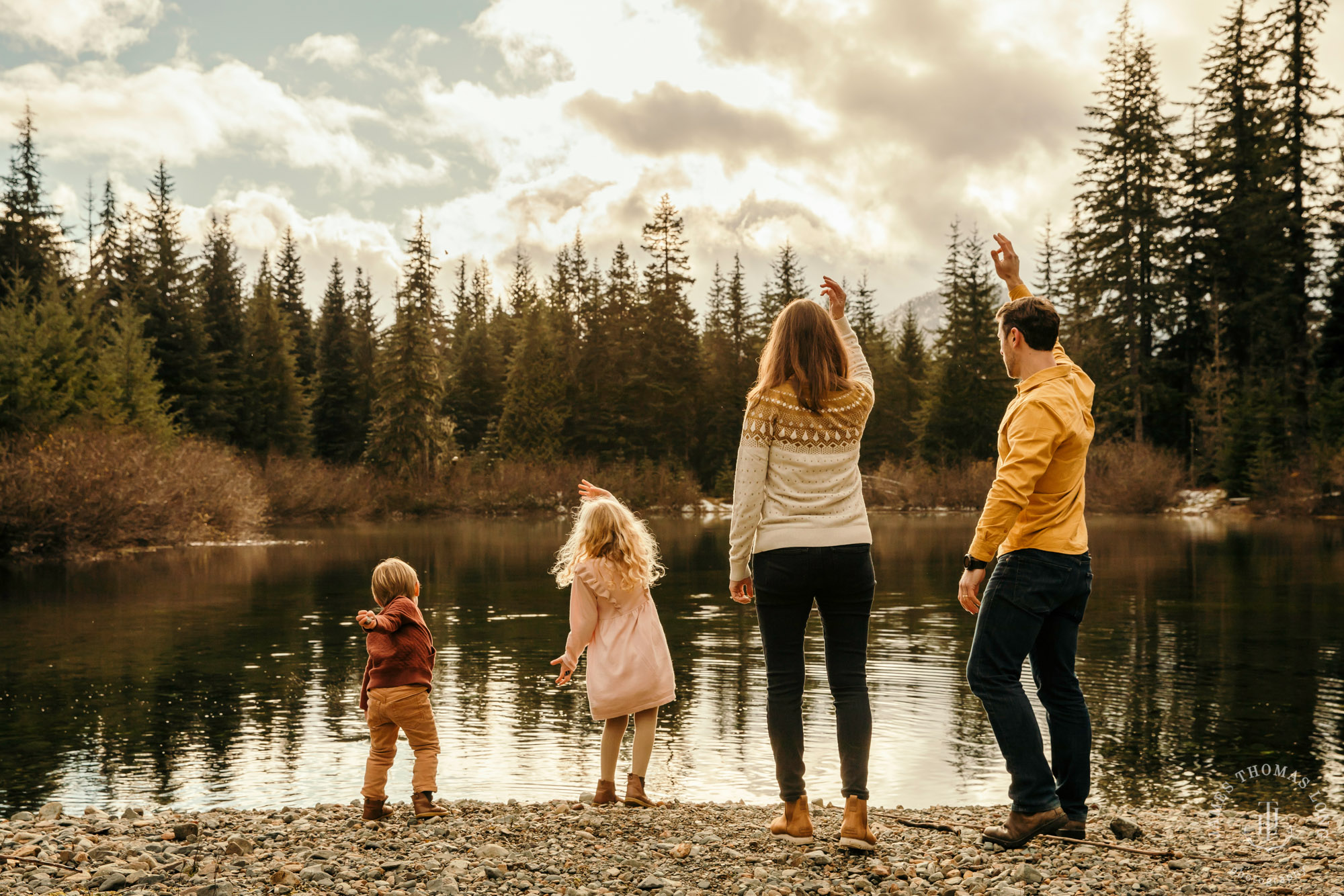 Snoqualmie Pass family photography session by Snoqualmie family photographer James Thomas Long Photography