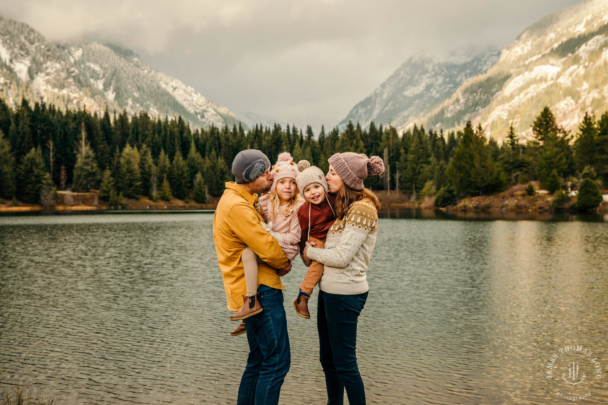 Snoqualmie Pass family photography session by Snoqualmie family photographer James Thomas Long Photography