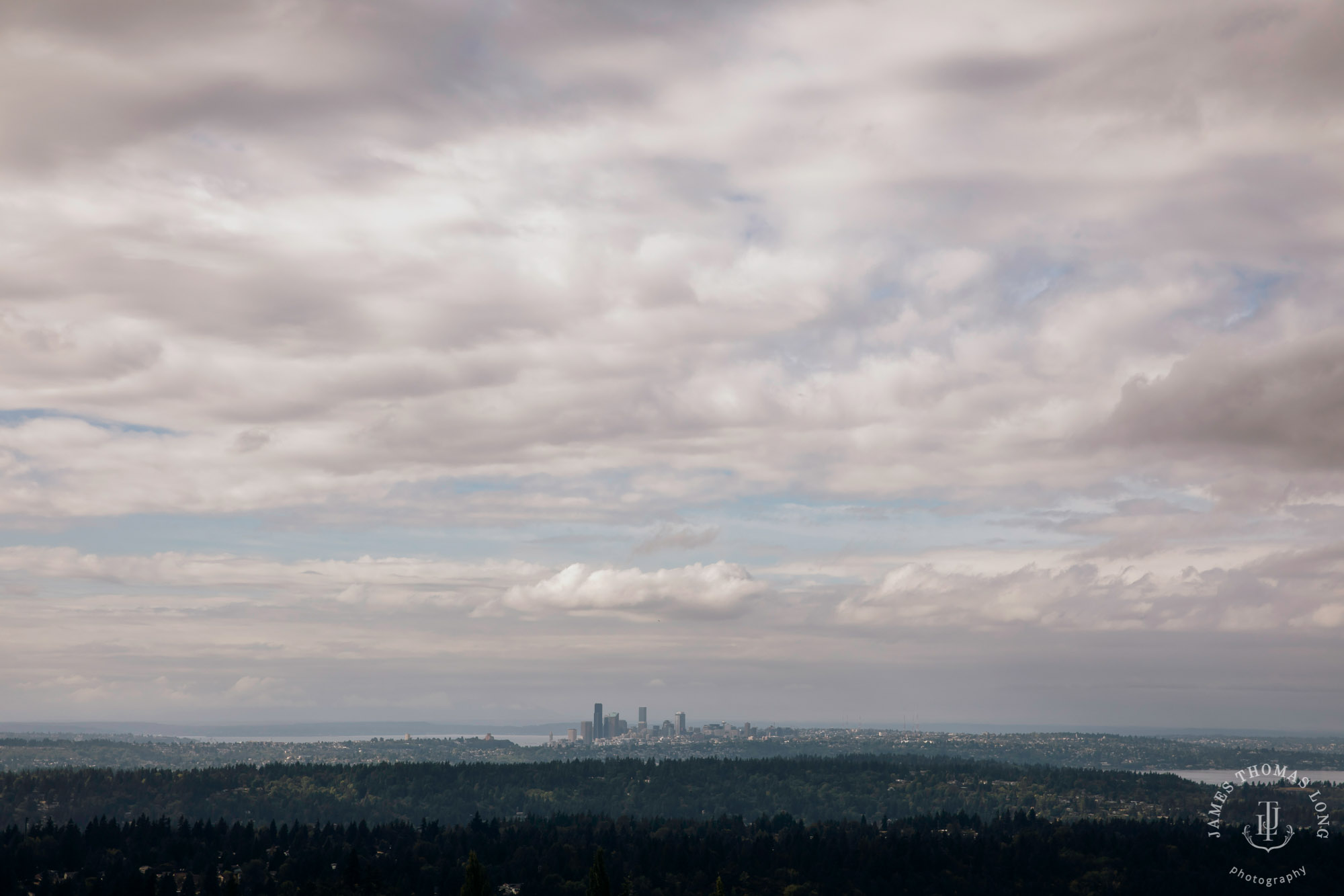 The Golf Club at Newcastle wedding by Seattle wedding photographer James Thomas Long Photography