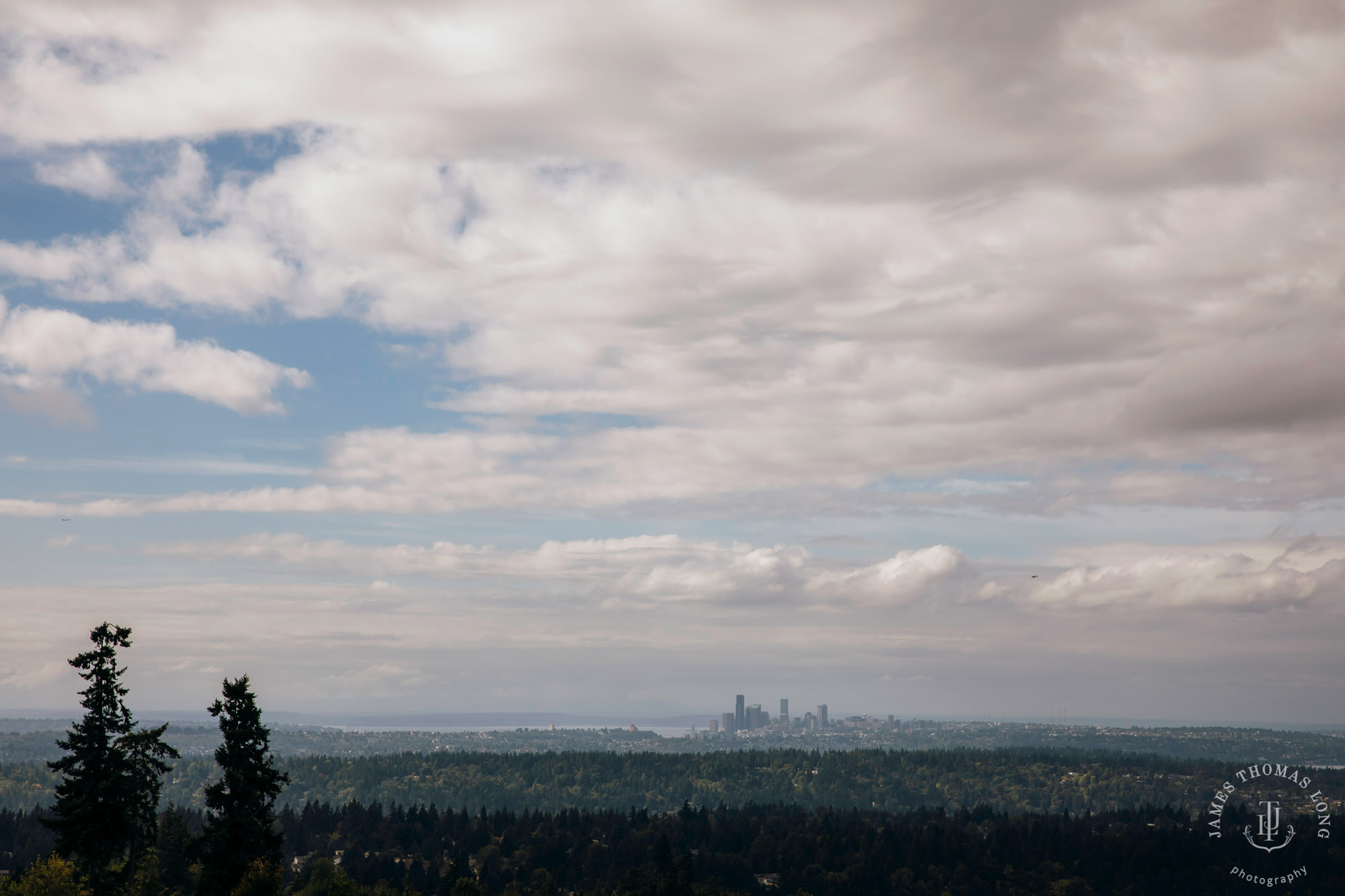 The Golf Club at Newcastle wedding by Seattle wedding photographer James Thomas Long Photography