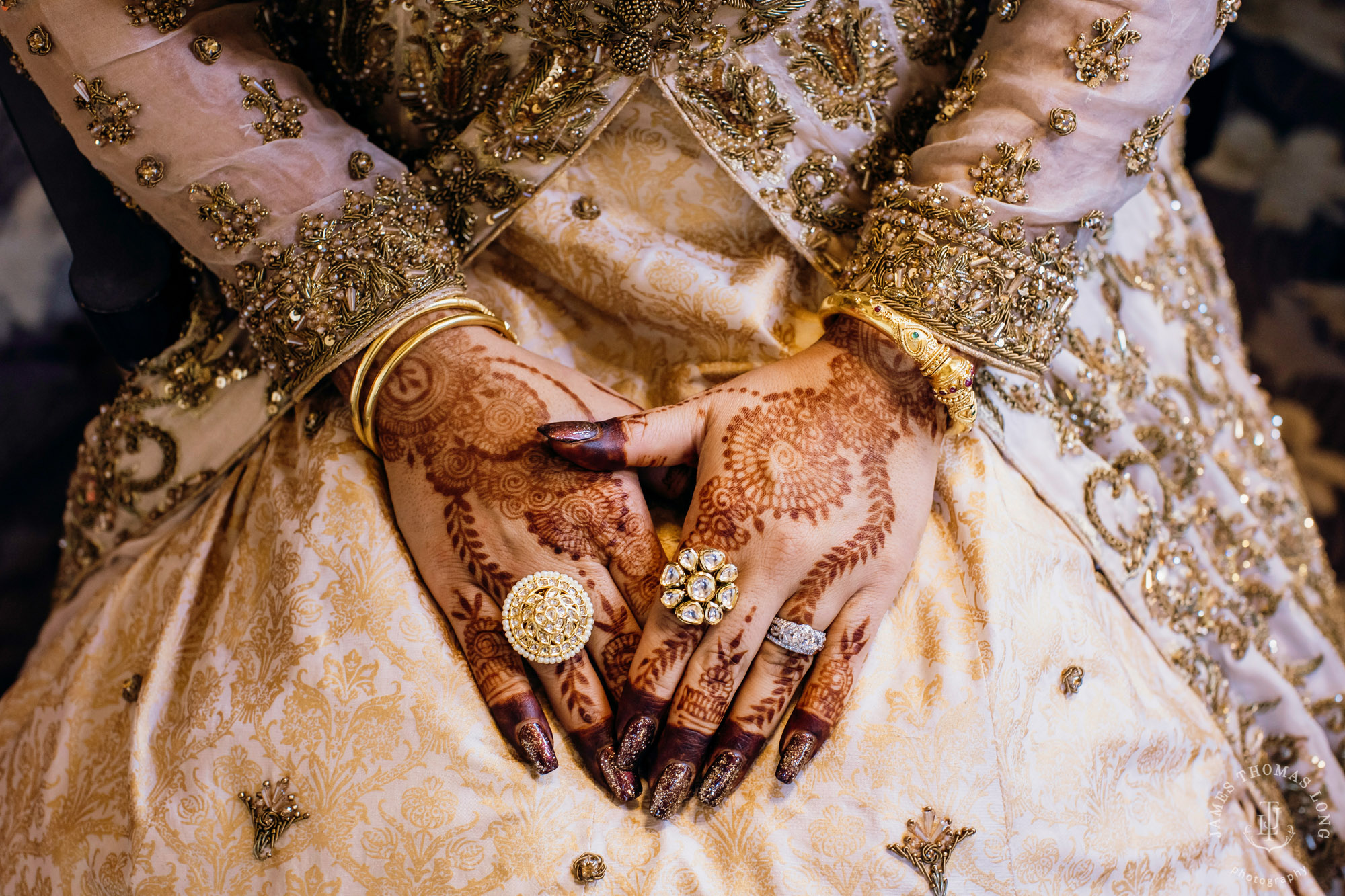 The Golf Club at Newcastle wedding by Seattle wedding photographer James Thomas Long Photography