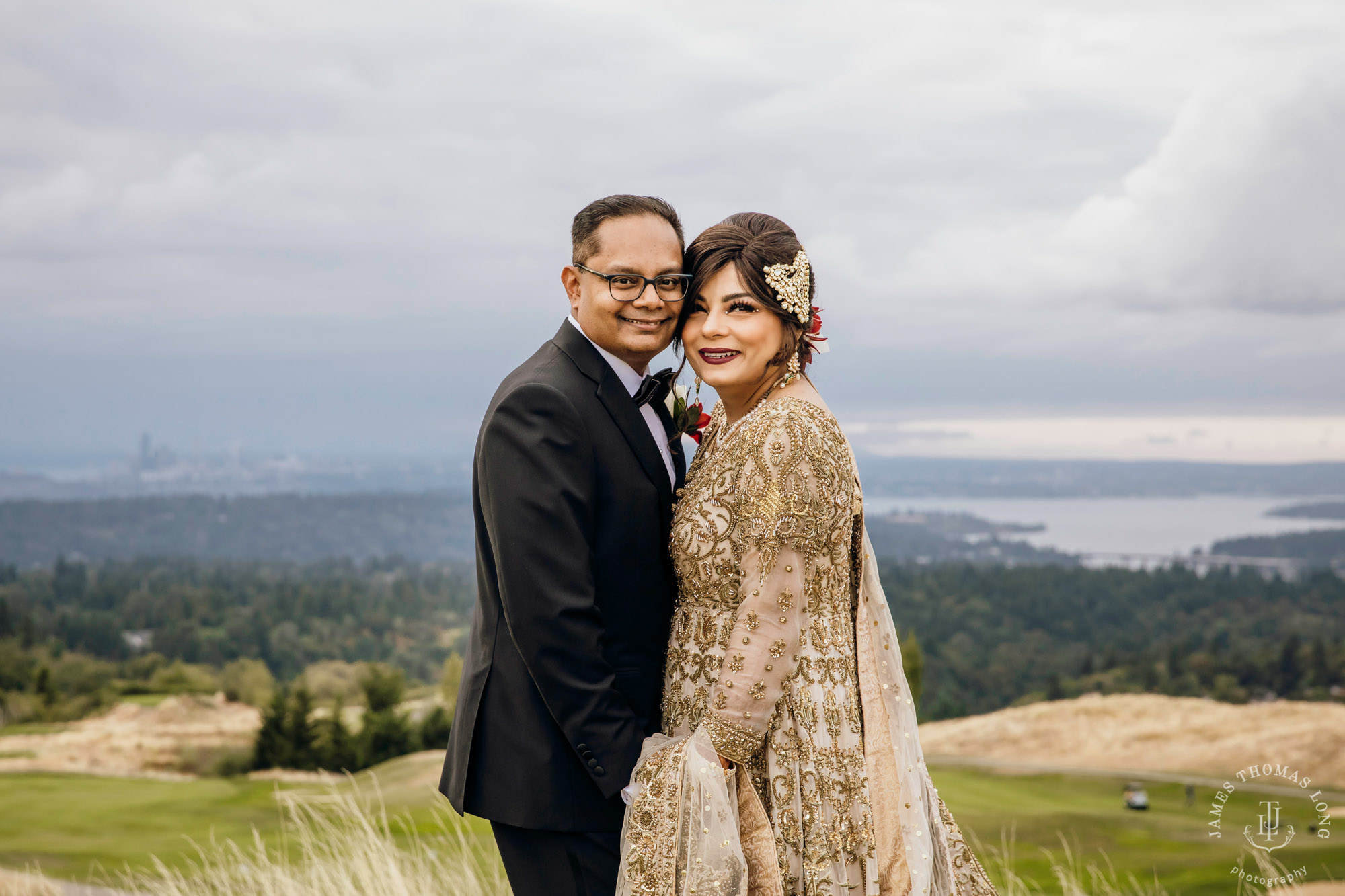 The Golf Club at Newcastle wedding by Seattle wedding photographer James Thomas Long Photography