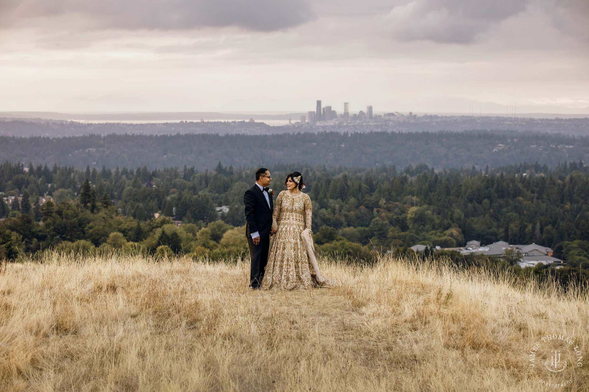 The Golf Club at Newcastle wedding by Seattle wedding photographer James Thomas Long Photography