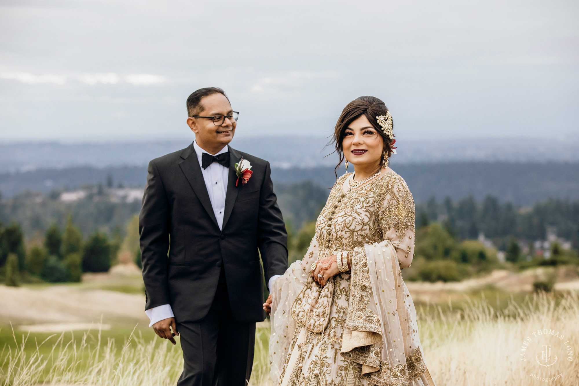 The Golf Club at Newcastle wedding by Seattle wedding photographer James Thomas Long Photography