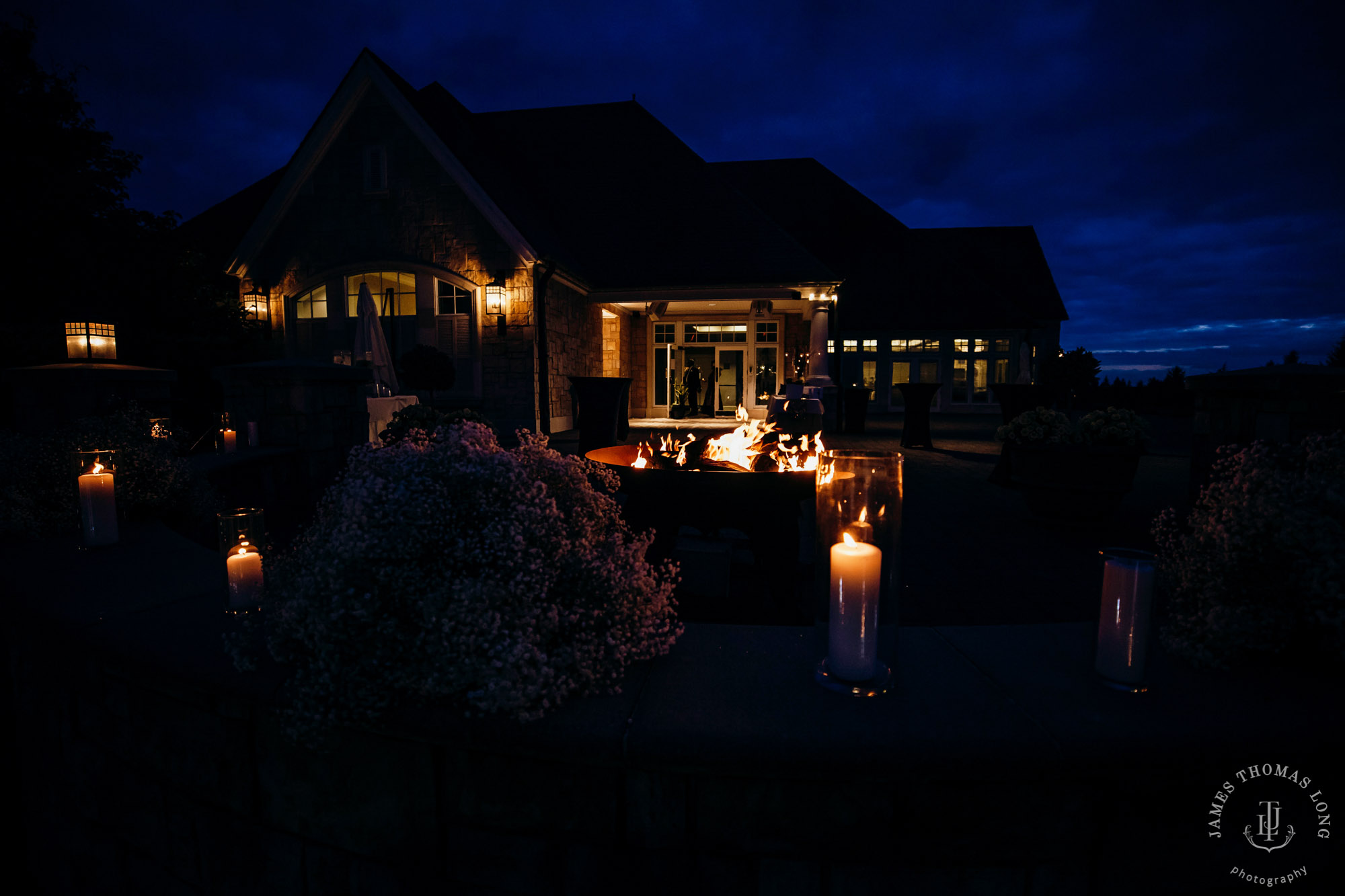 The Golf Club at Newcastle wedding by Seattle wedding photographer James Thomas Long Photography